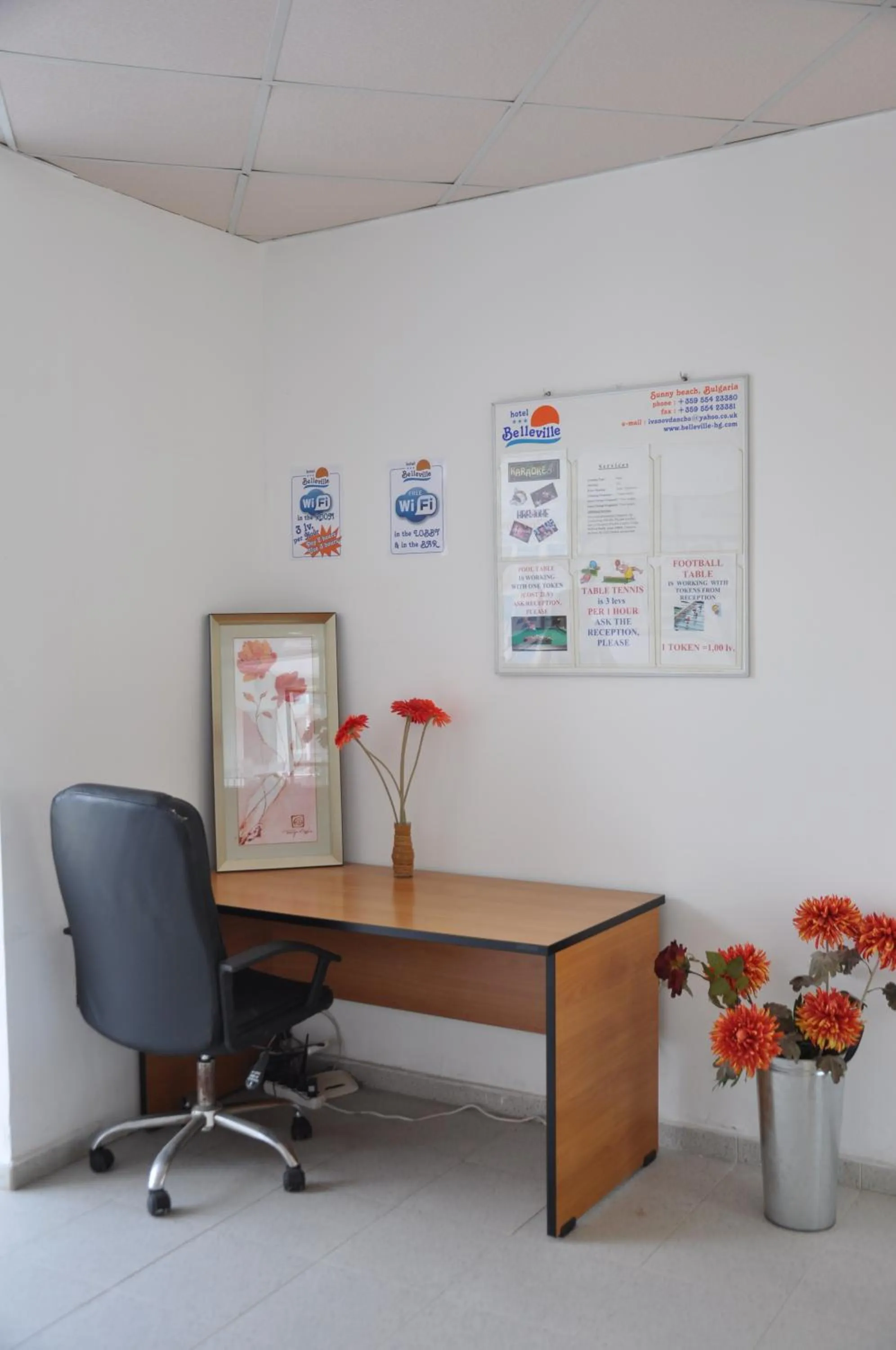 Lobby or reception in Hotel BelleVille