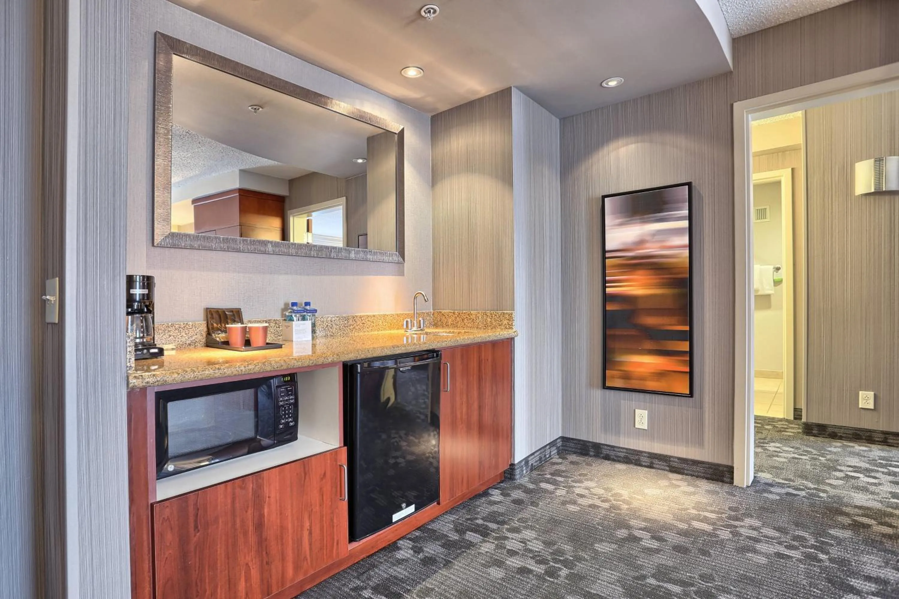 Kitchen or kitchenette in Courtyard by Marriott Harrisburg West/Mechanicsburg