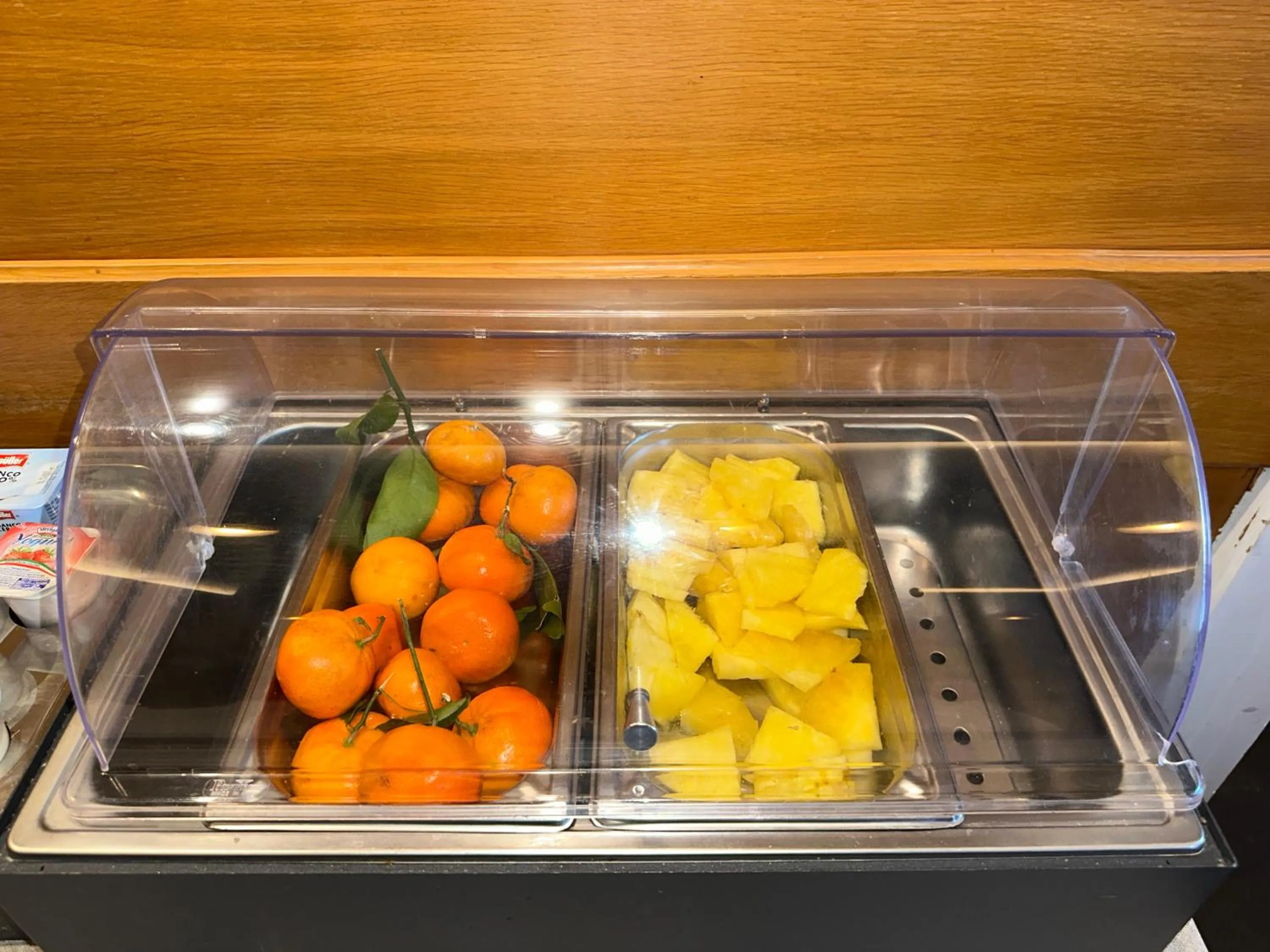 Buffet breakfast in Relais Piazza Vittoria