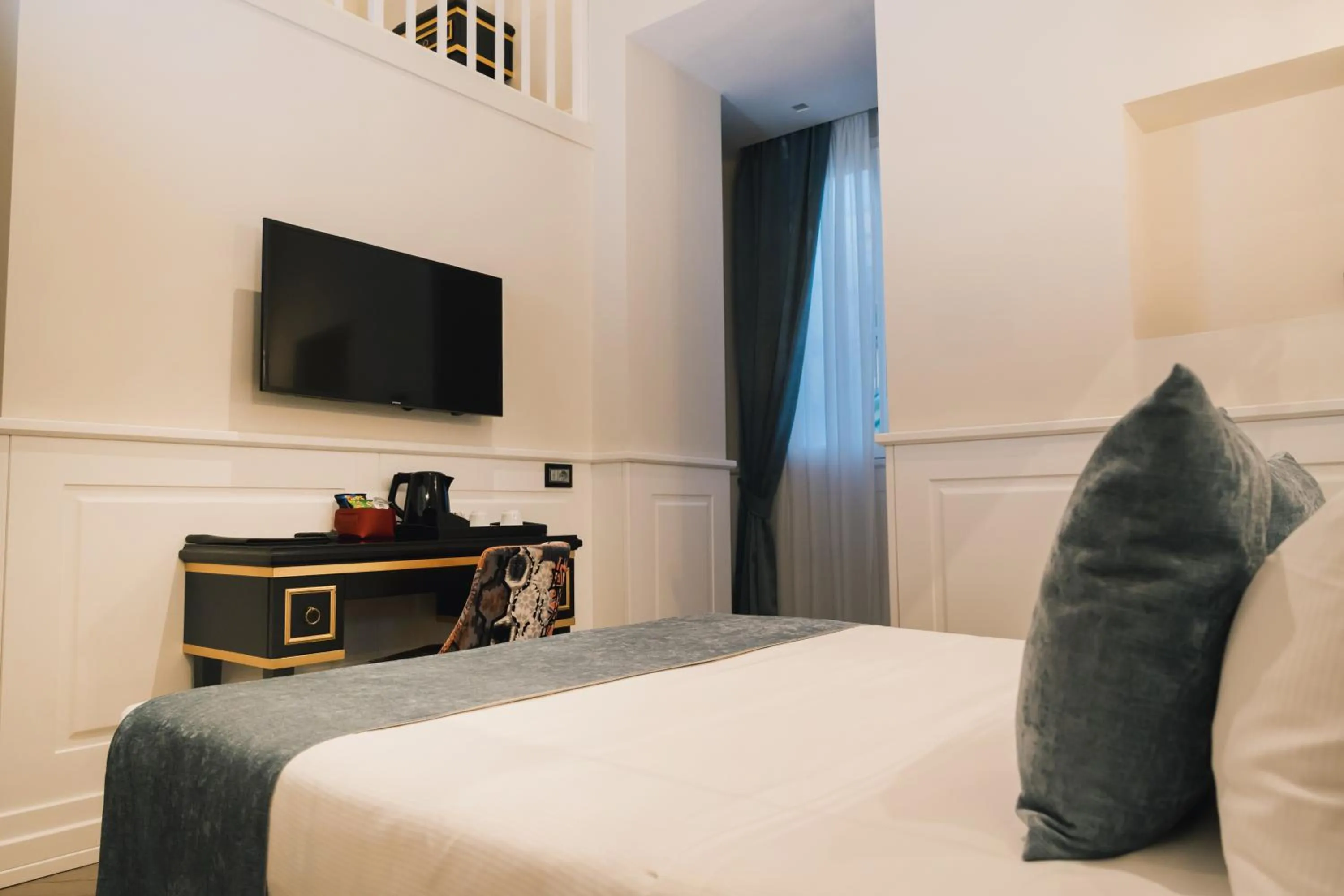 TV and multimedia, Bed in Relais Piazza Vittoria