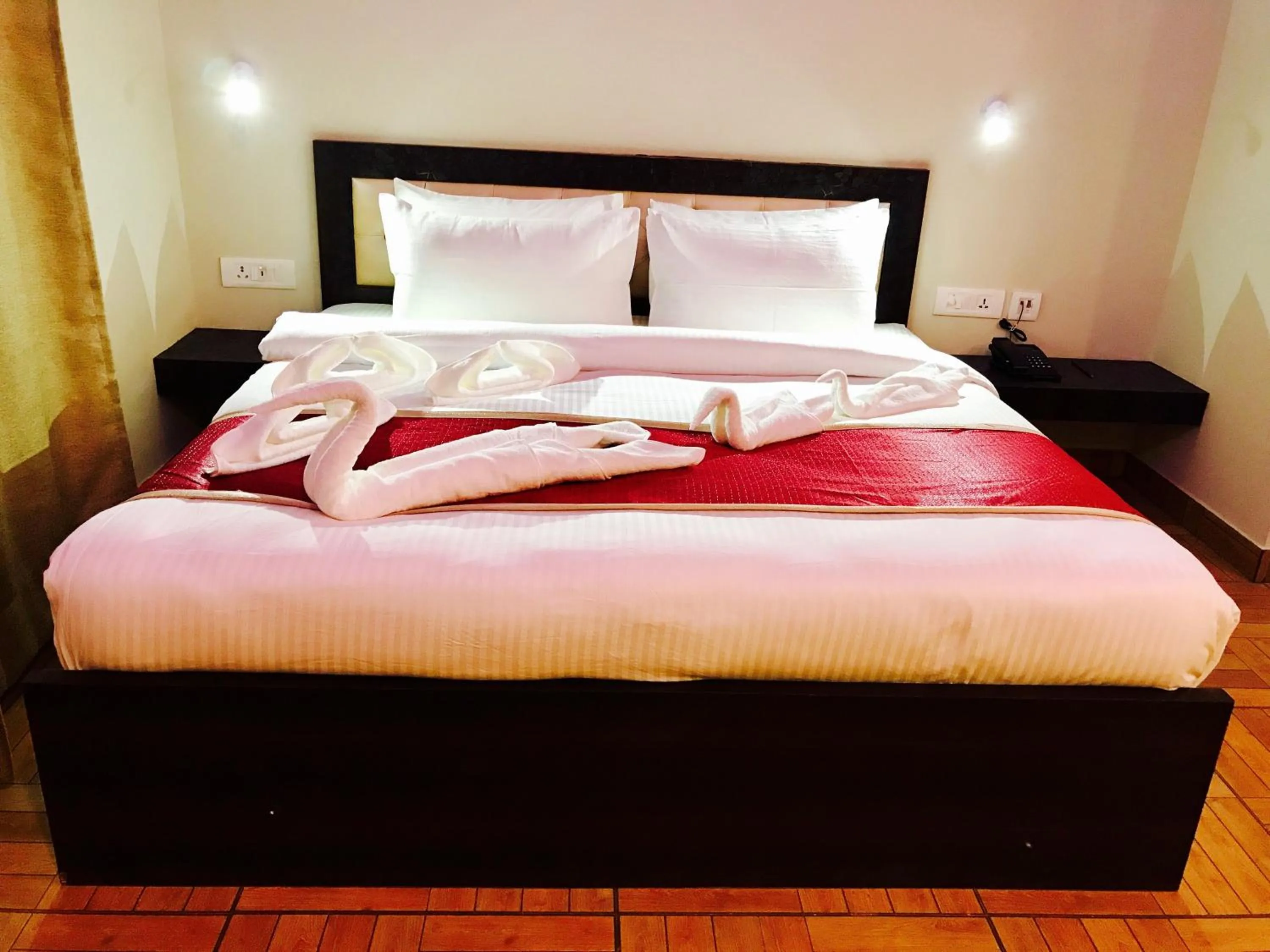 Bed in The Park Residency