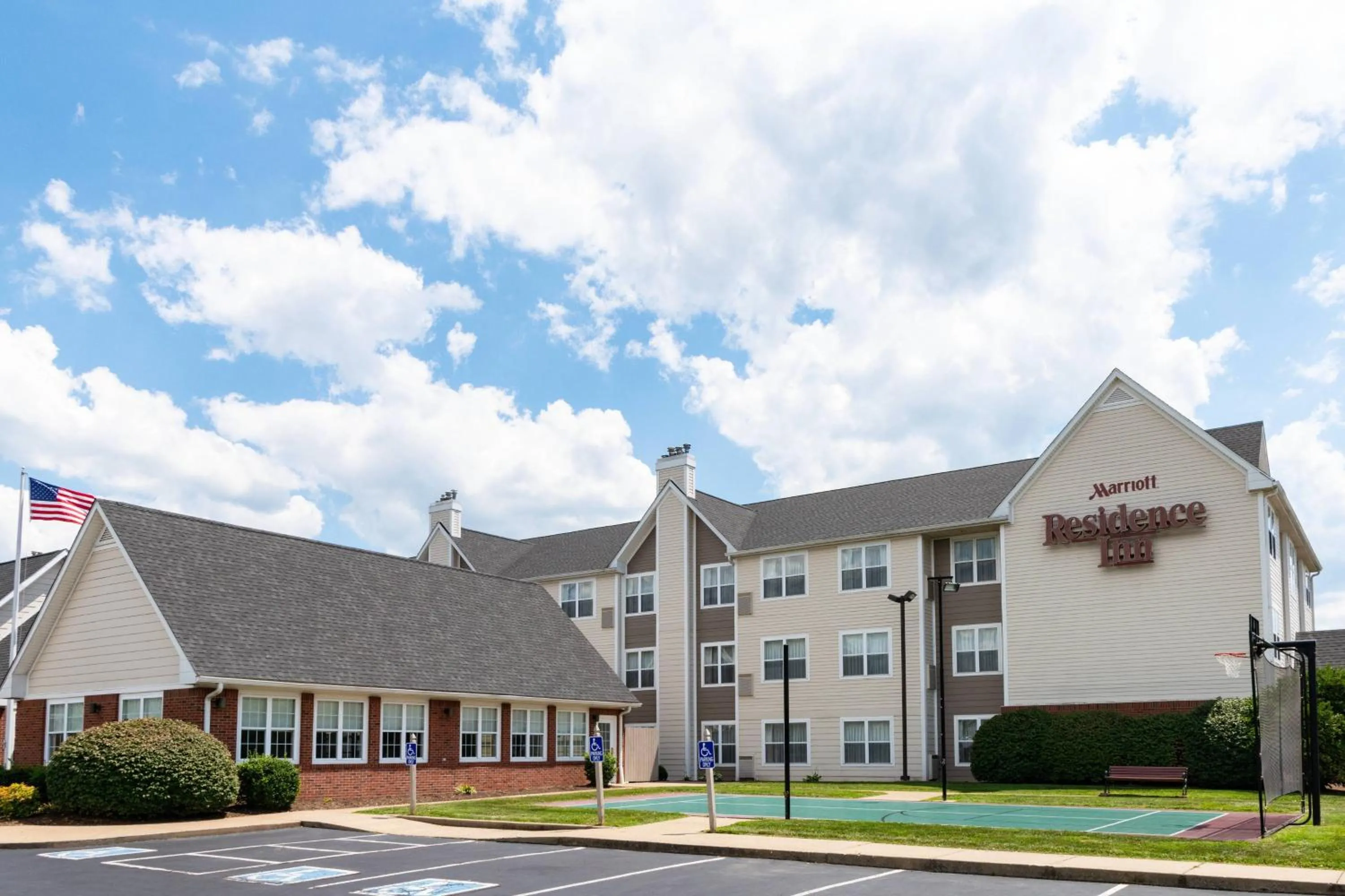 Property building in Residence Inn by Marriott Evansville East