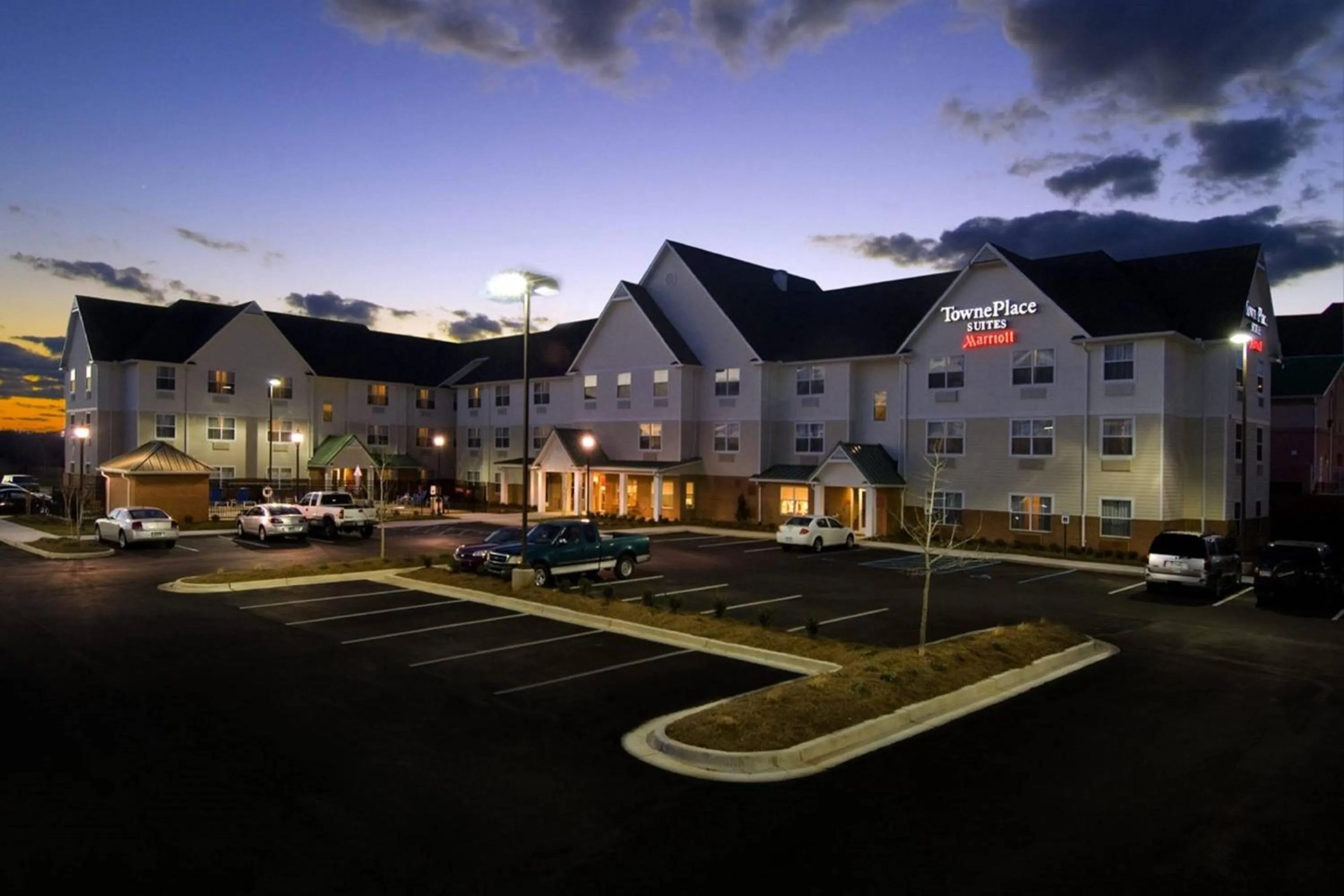 Property building in TownePlace Suites Huntsville