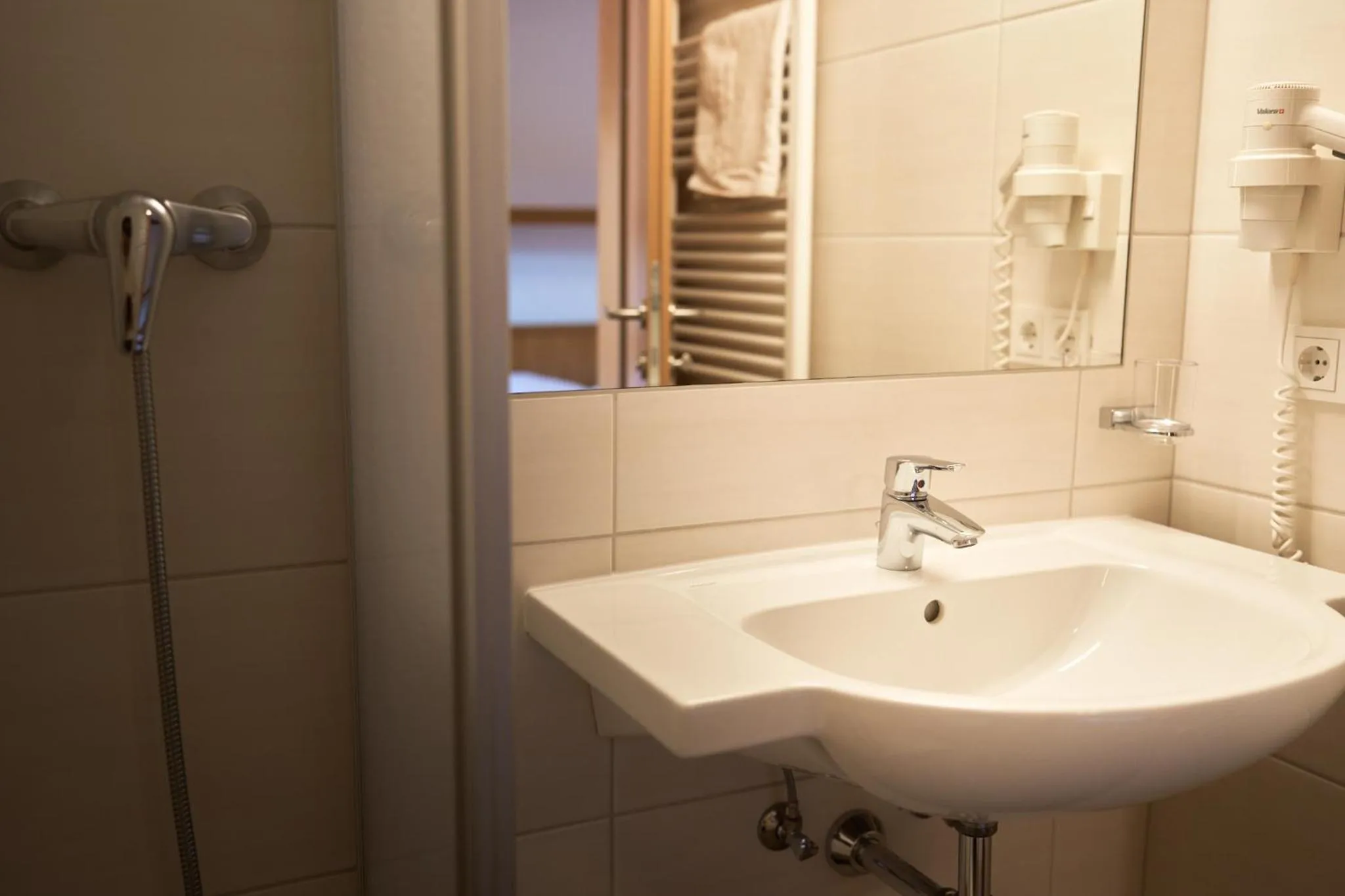 Bathroom in Pension Vier Jahreszeiten