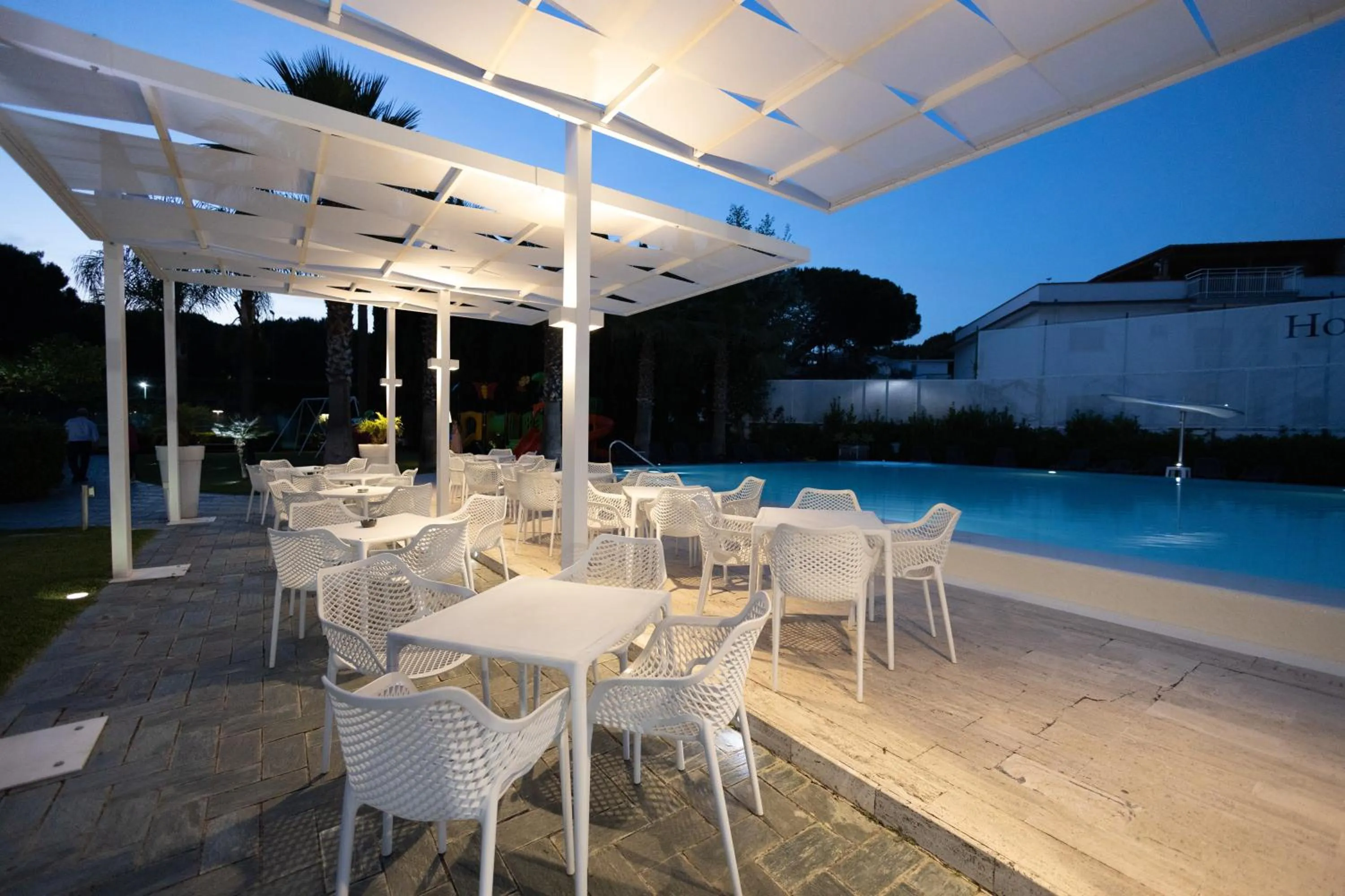 Swimming pool in Hotel Le Palme