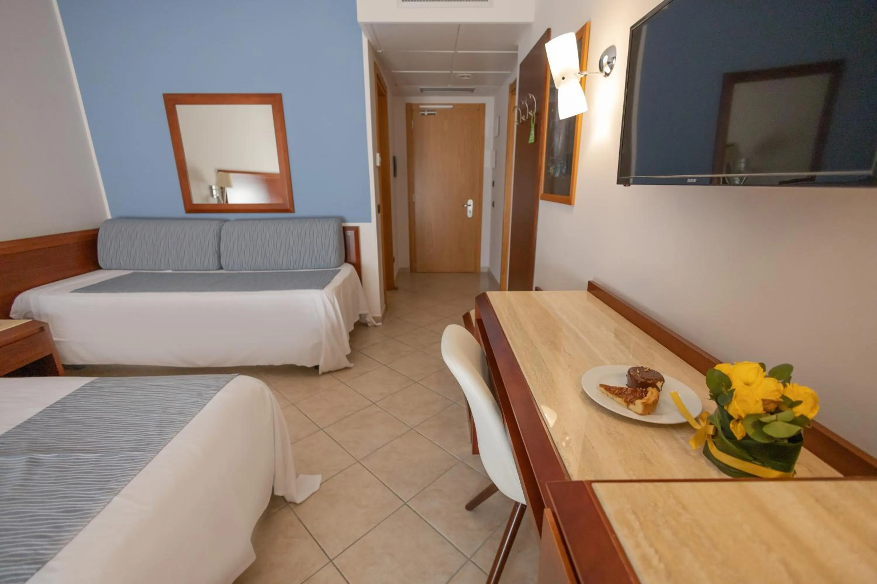 Photo of the whole room, Bed in Hotel Le Palme