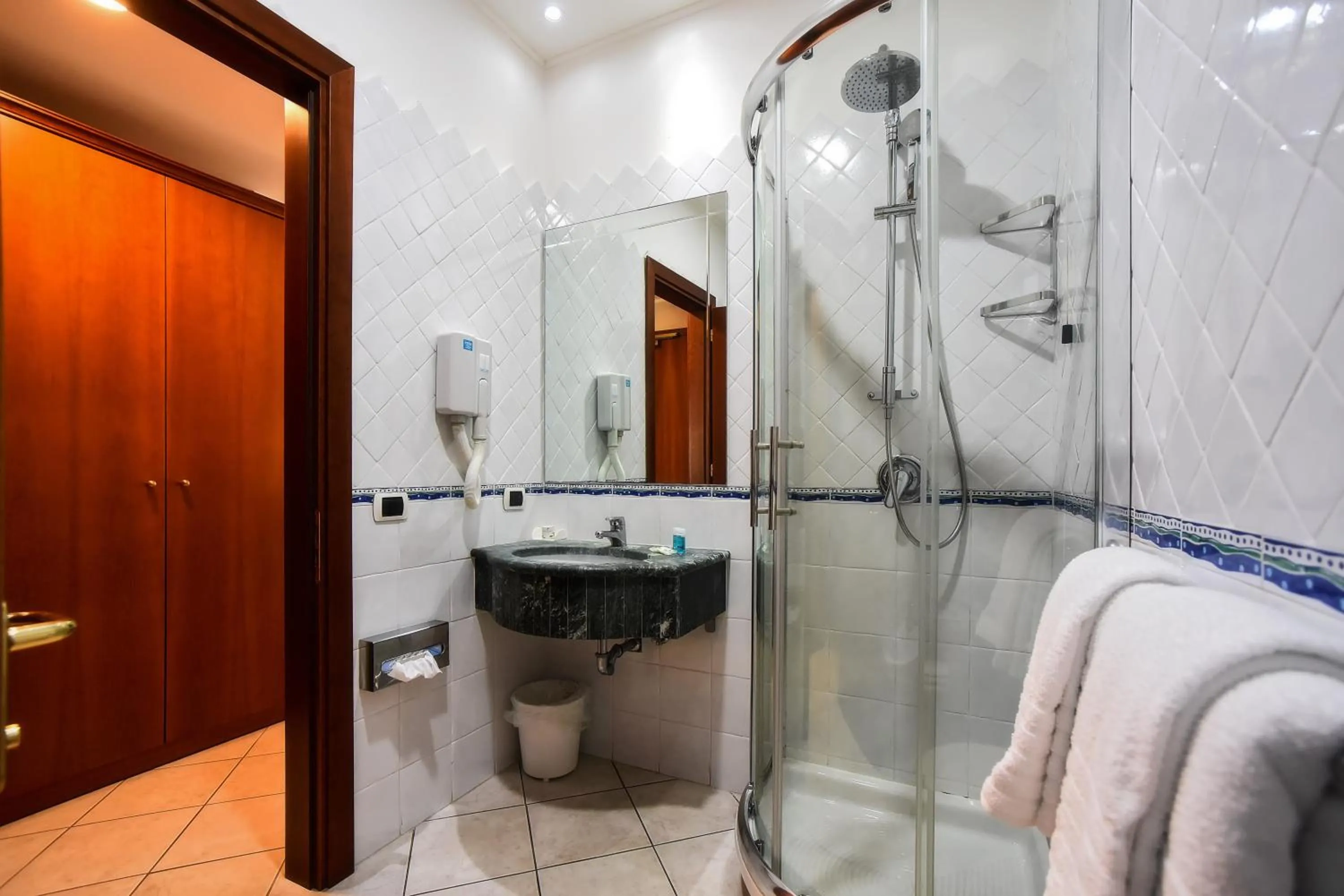 Bathroom in Hotel Le Palme