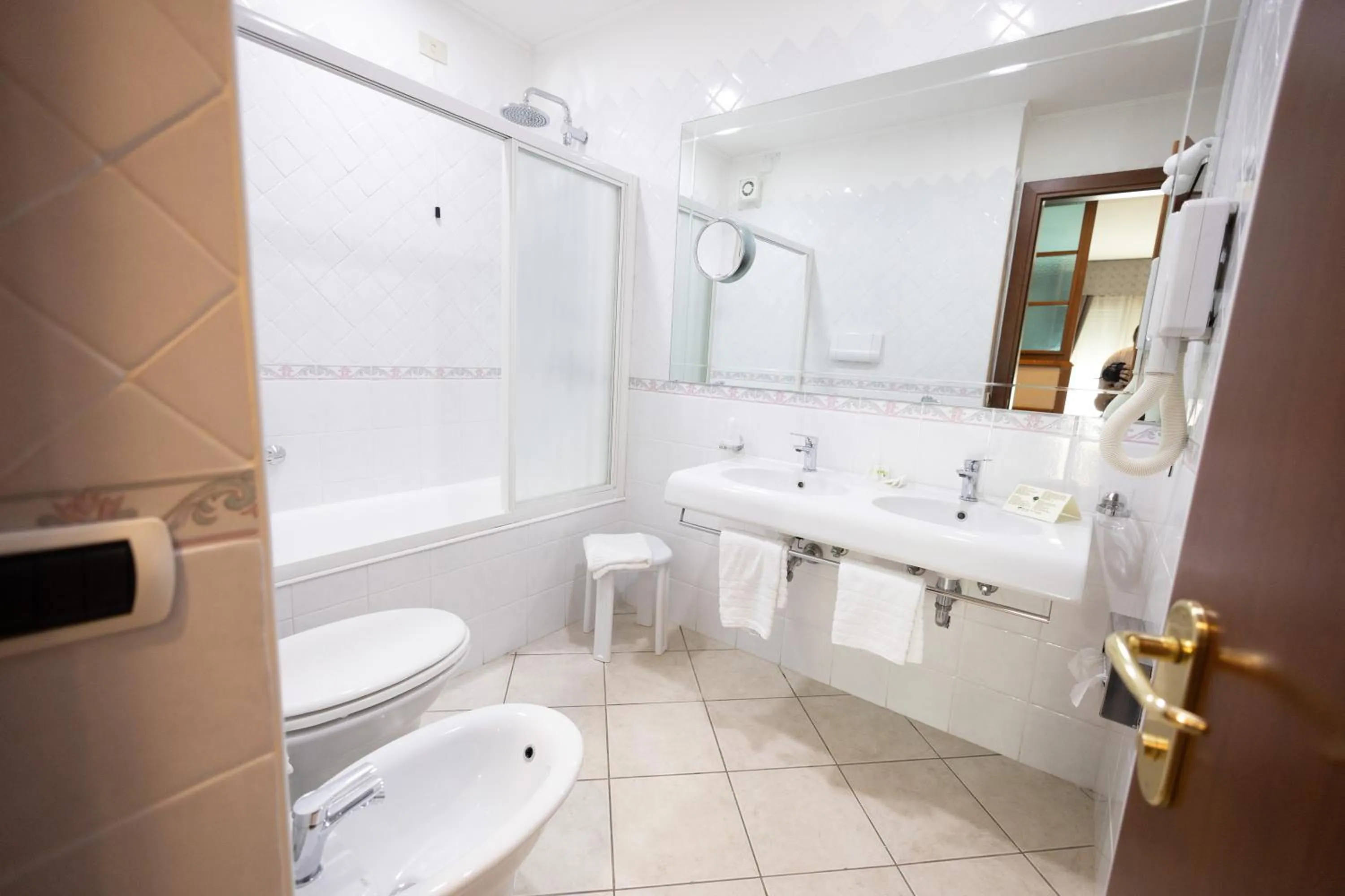 Bathroom in Hotel Le Palme