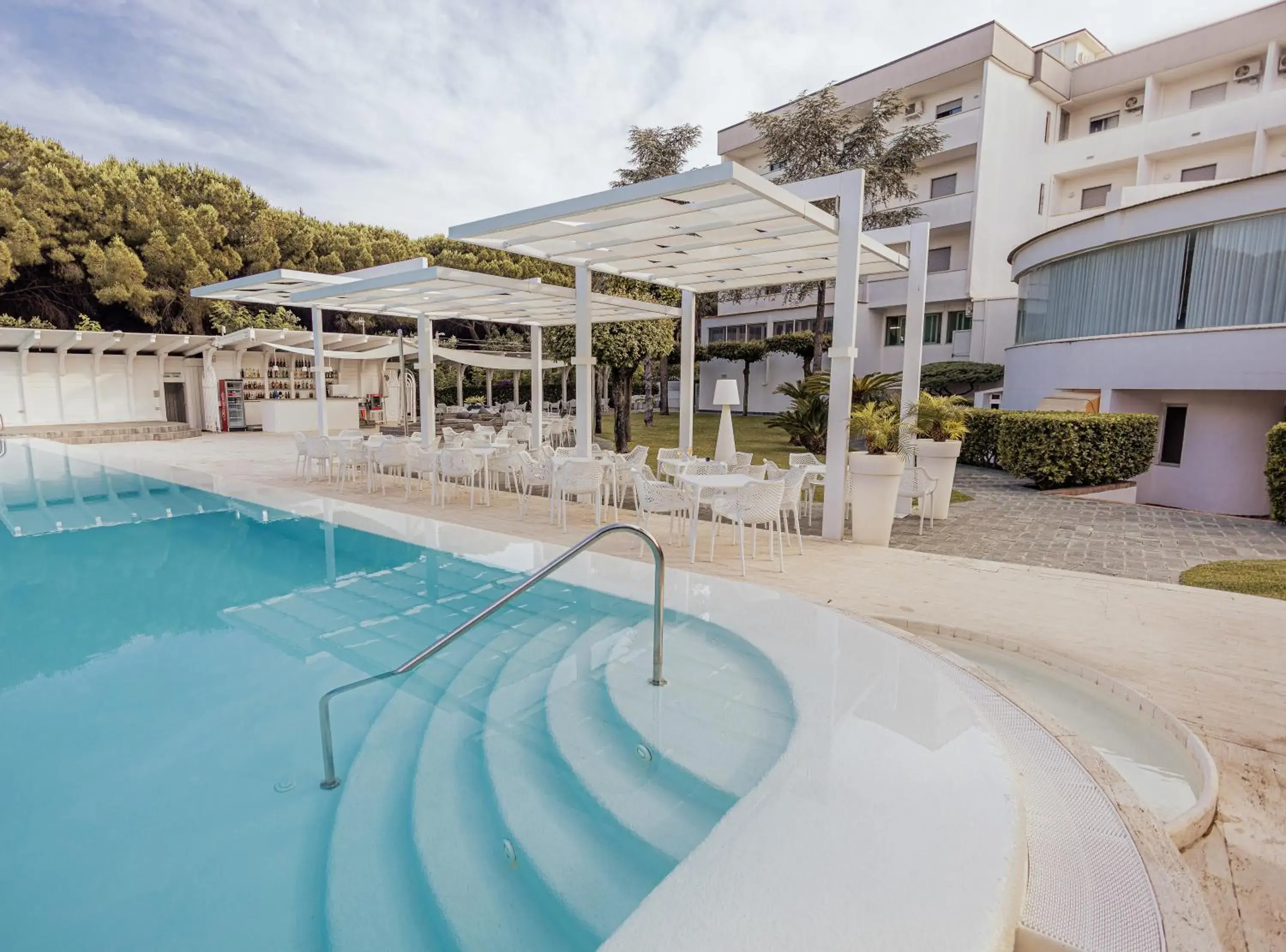Swimming pool in Hotel Le Palme Swimming pool in Hotel Le Palme