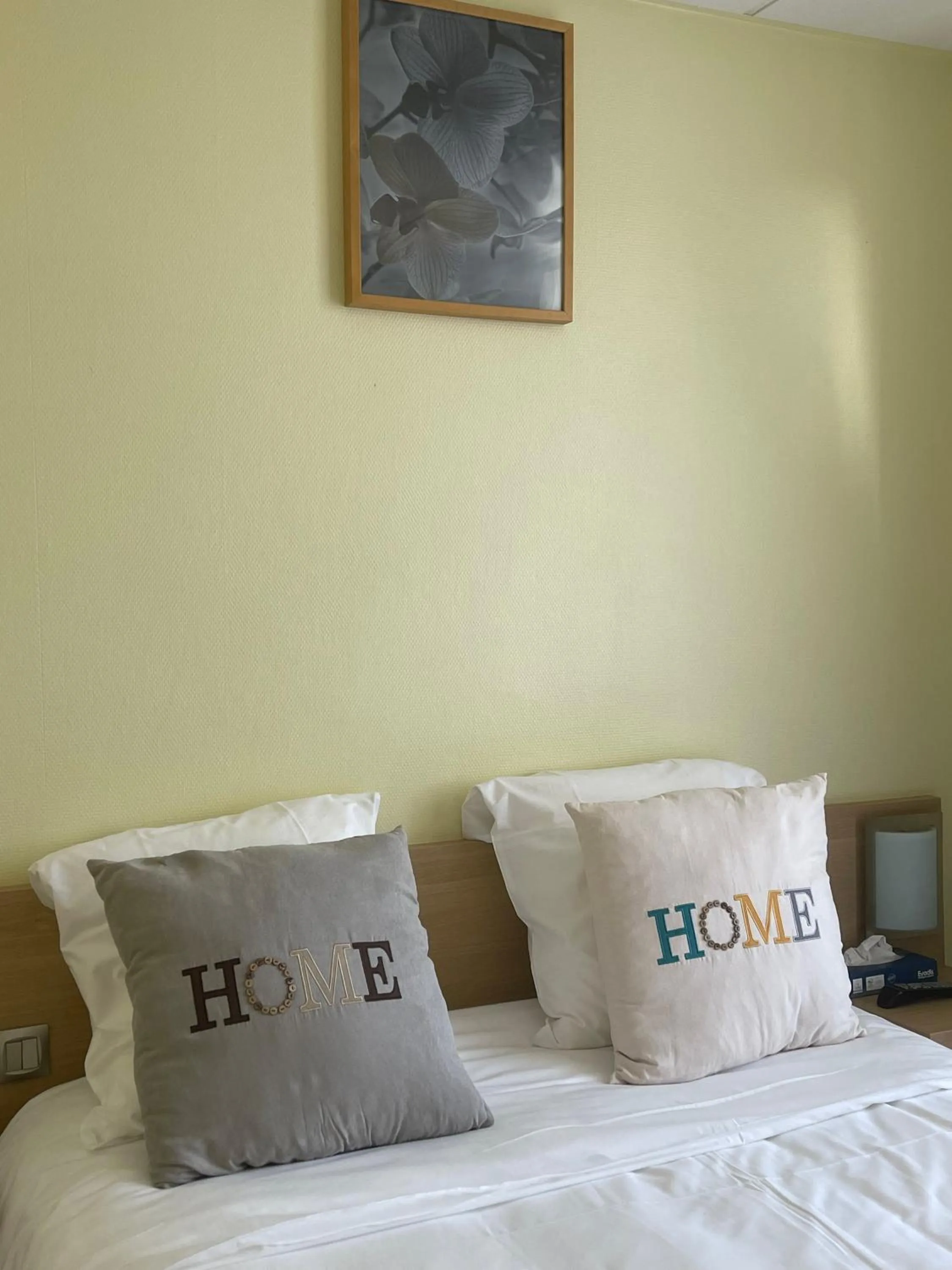 Bedroom, Bed in Tipi