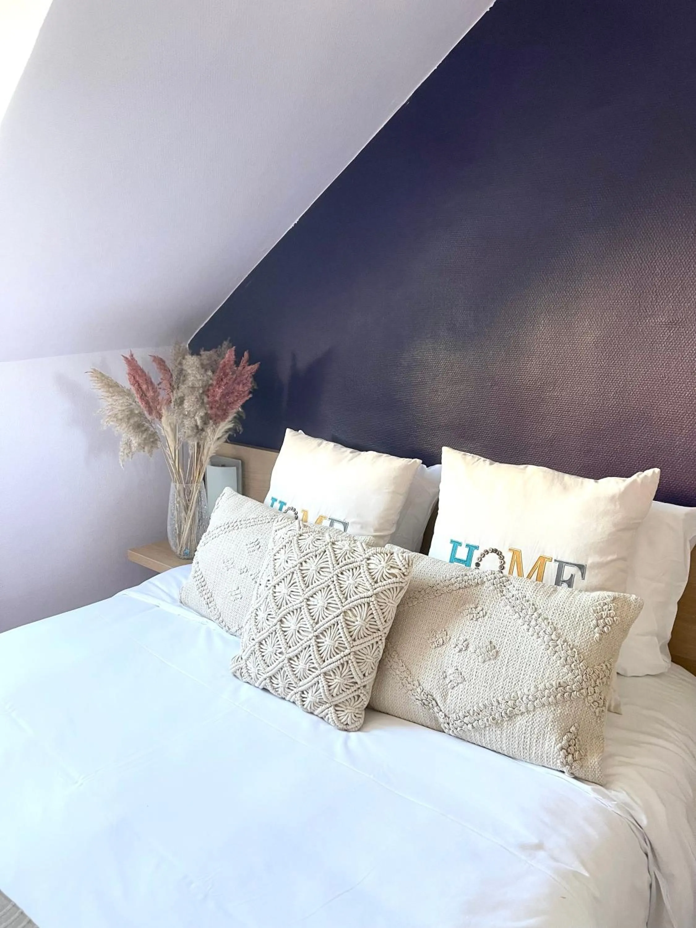 Bedroom, Bed in Tipi