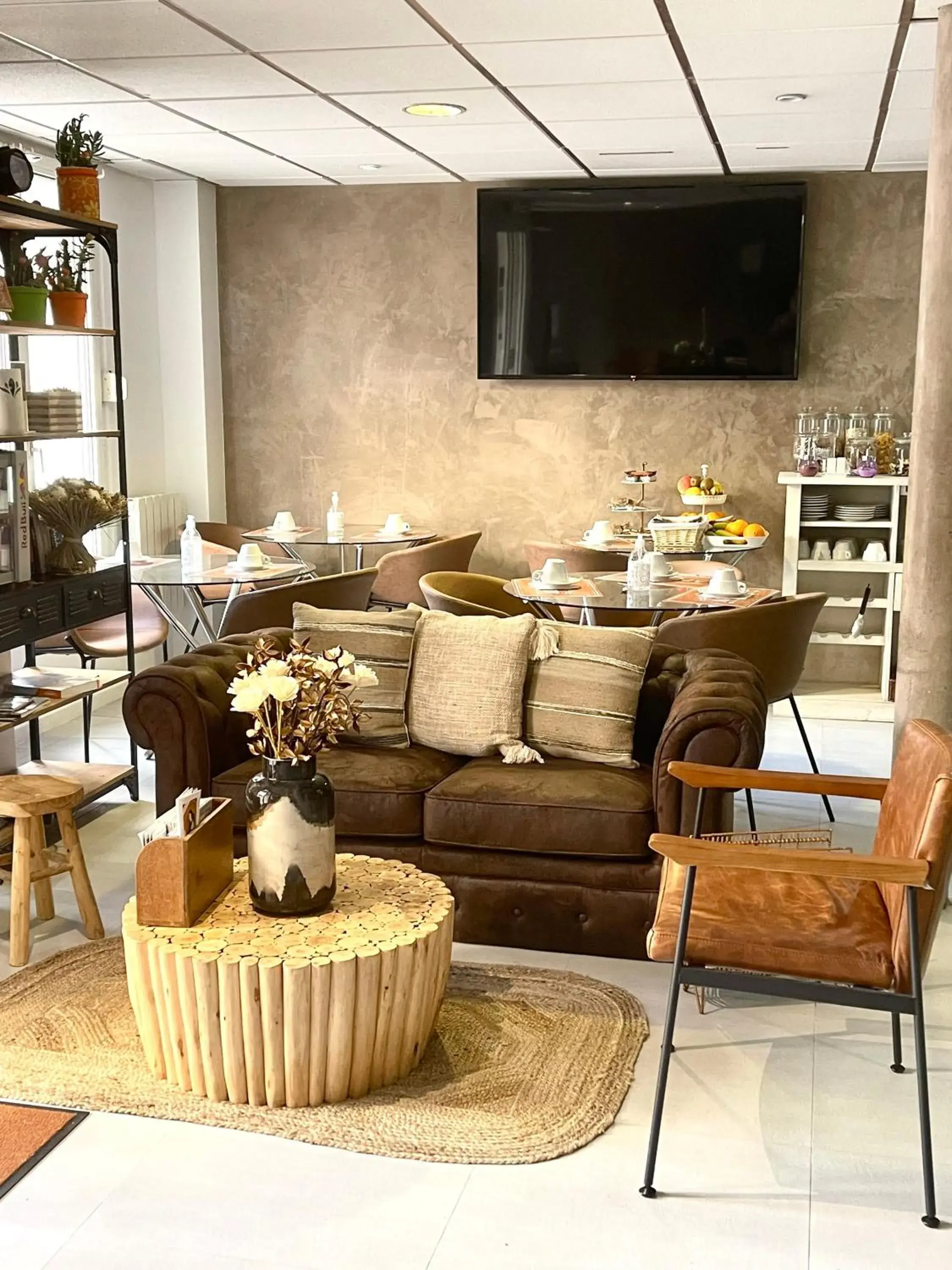 Lobby or reception in Tipi Lobby or reception in Tipi