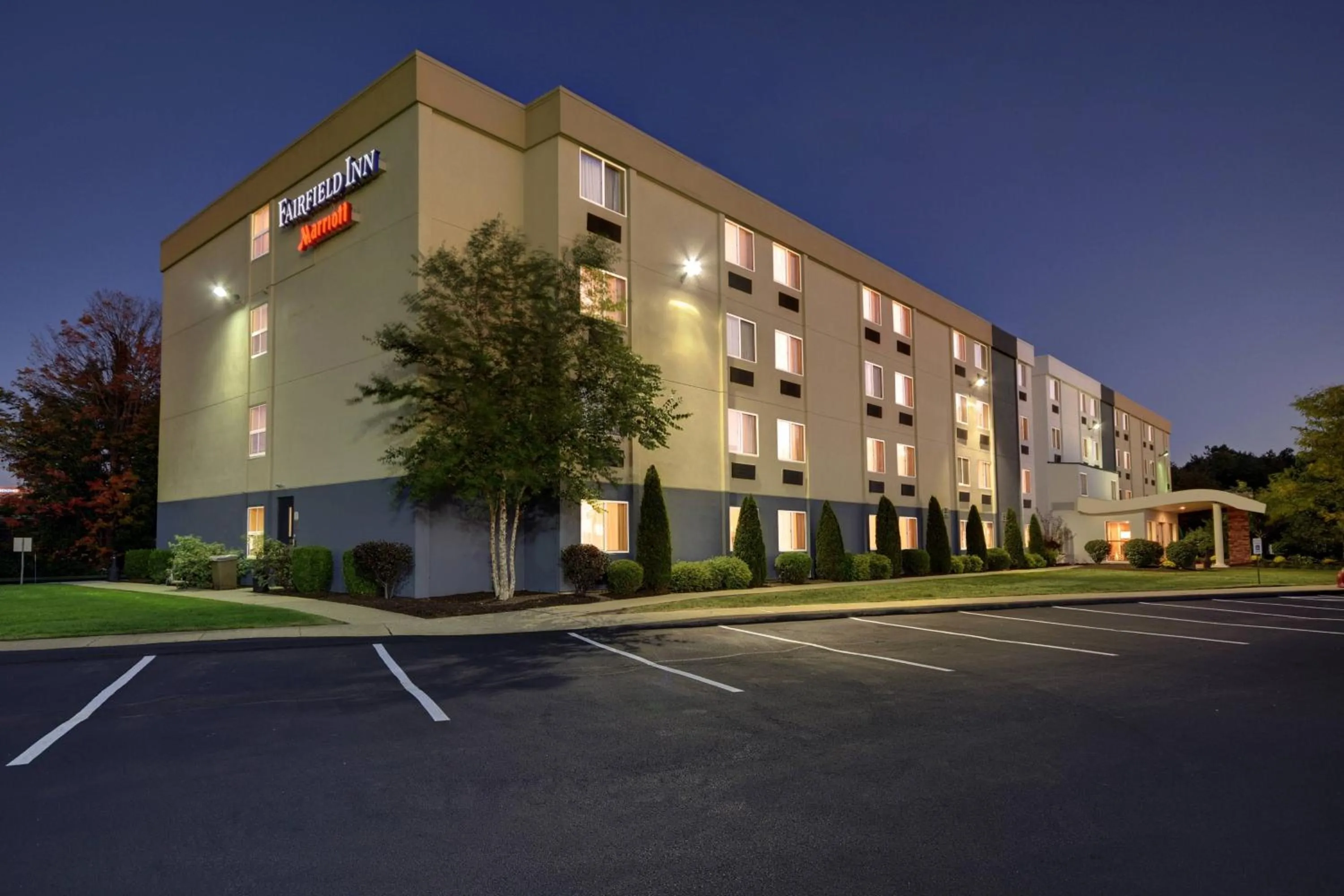Property building in Fairfield by Marriott Inn & Suites Wallingford New Haven