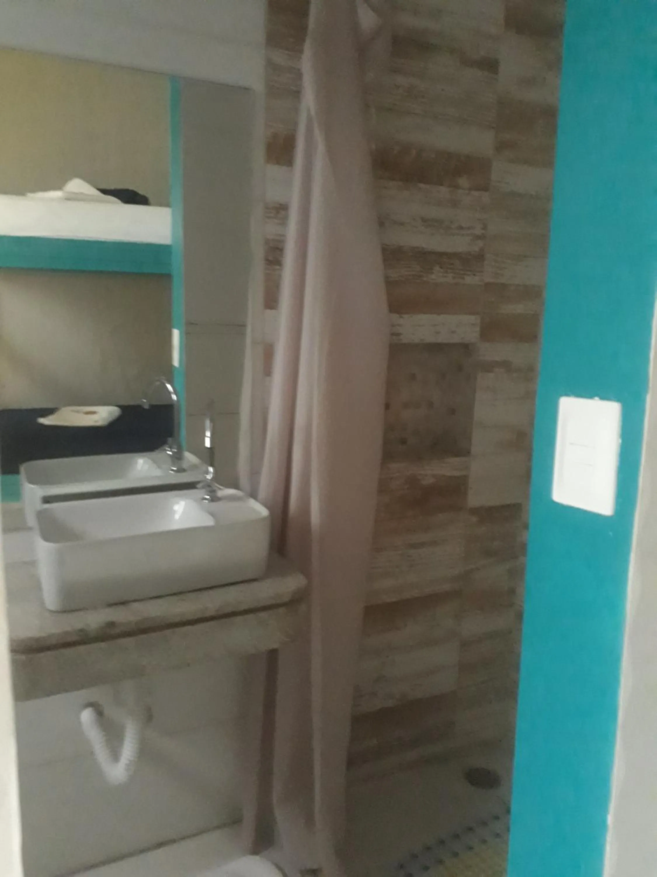 Bathroom in Hostel e Pousada Boa Vista