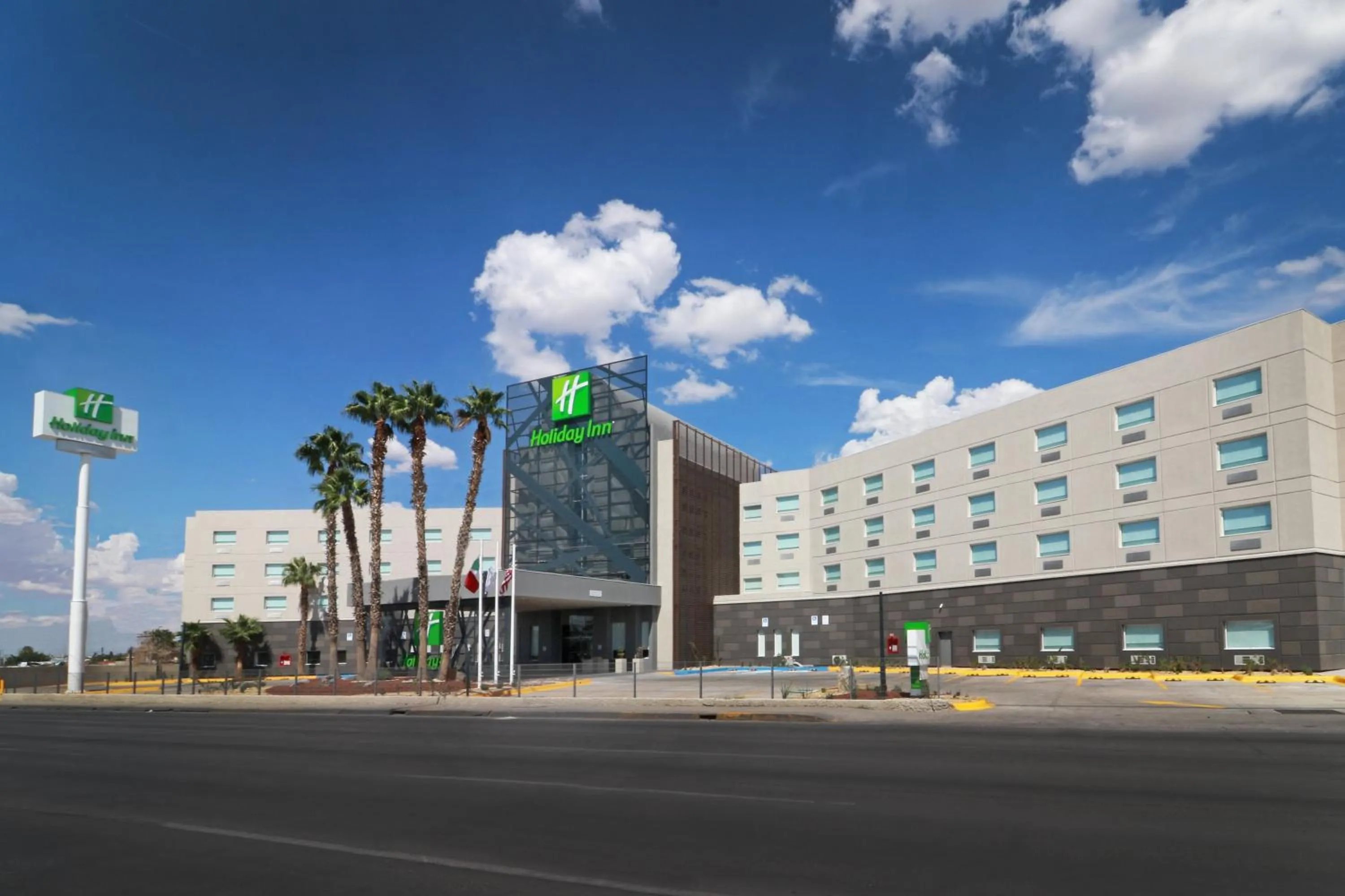 Property building in Holiday Inn - Ciudad Juarez by IHG