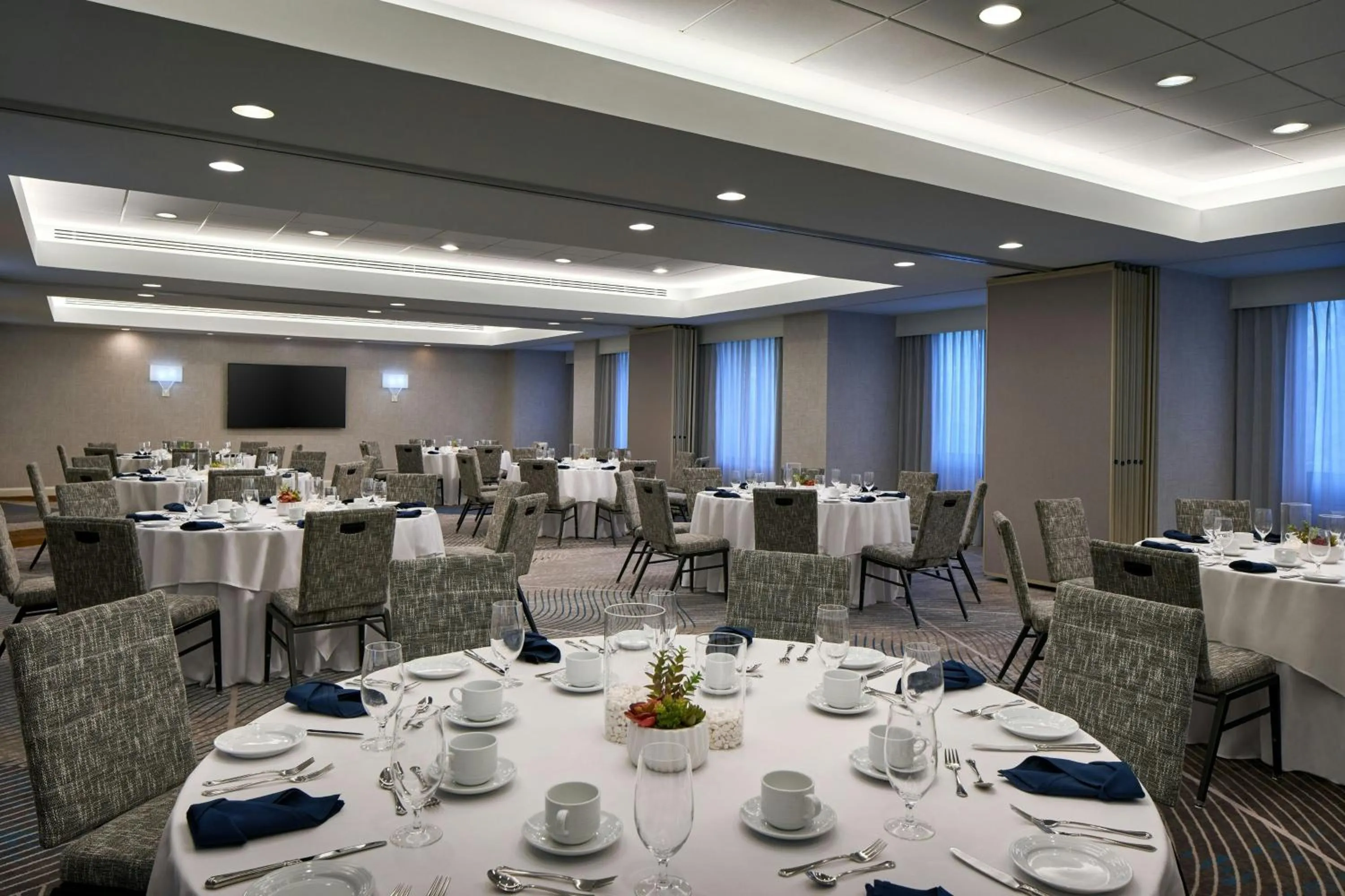 Meeting/conference room in Washington Dulles Marriott Suites