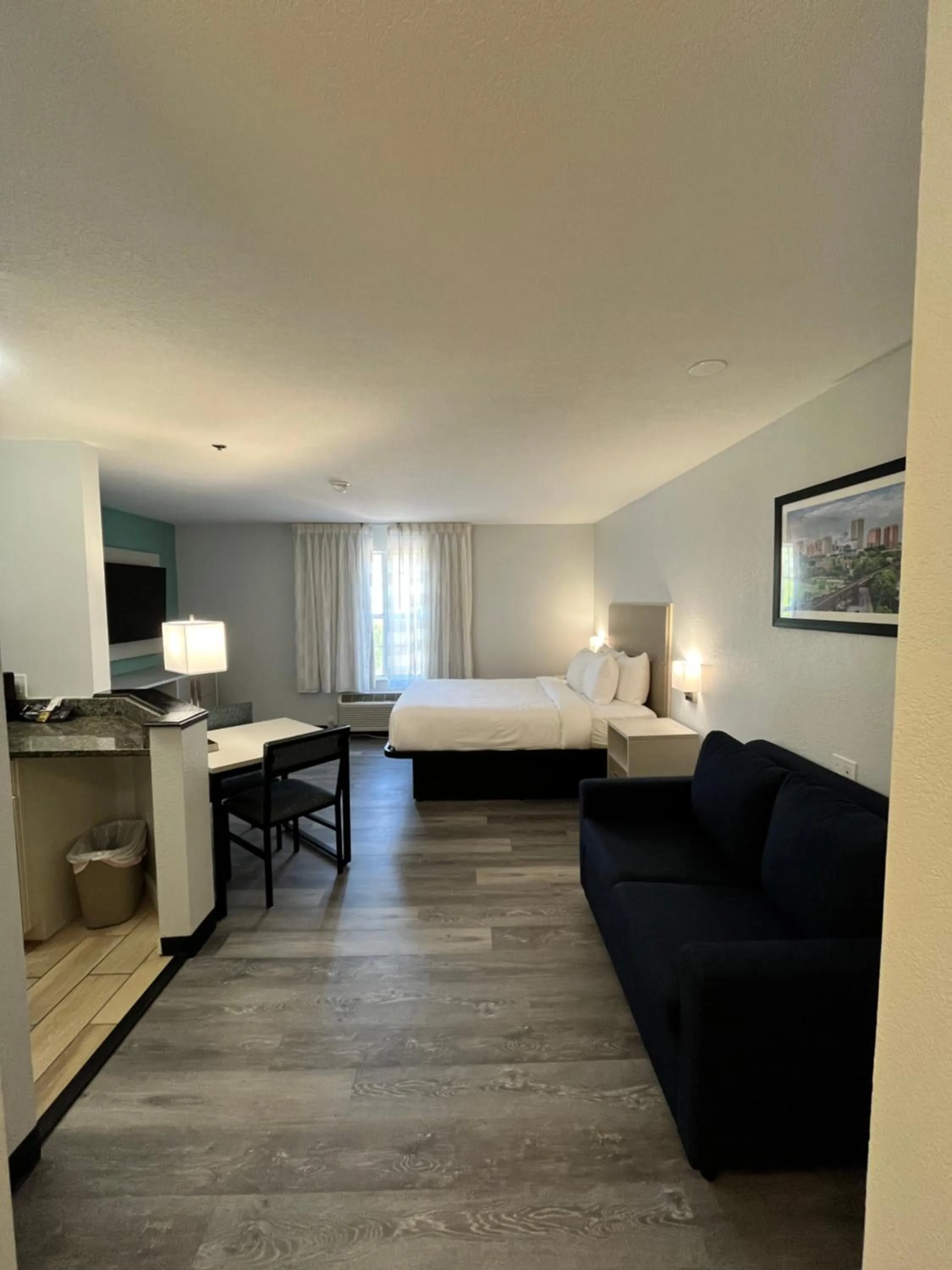 Bedroom, Bed in MainStay Suites Sterling near Dulles Town Center