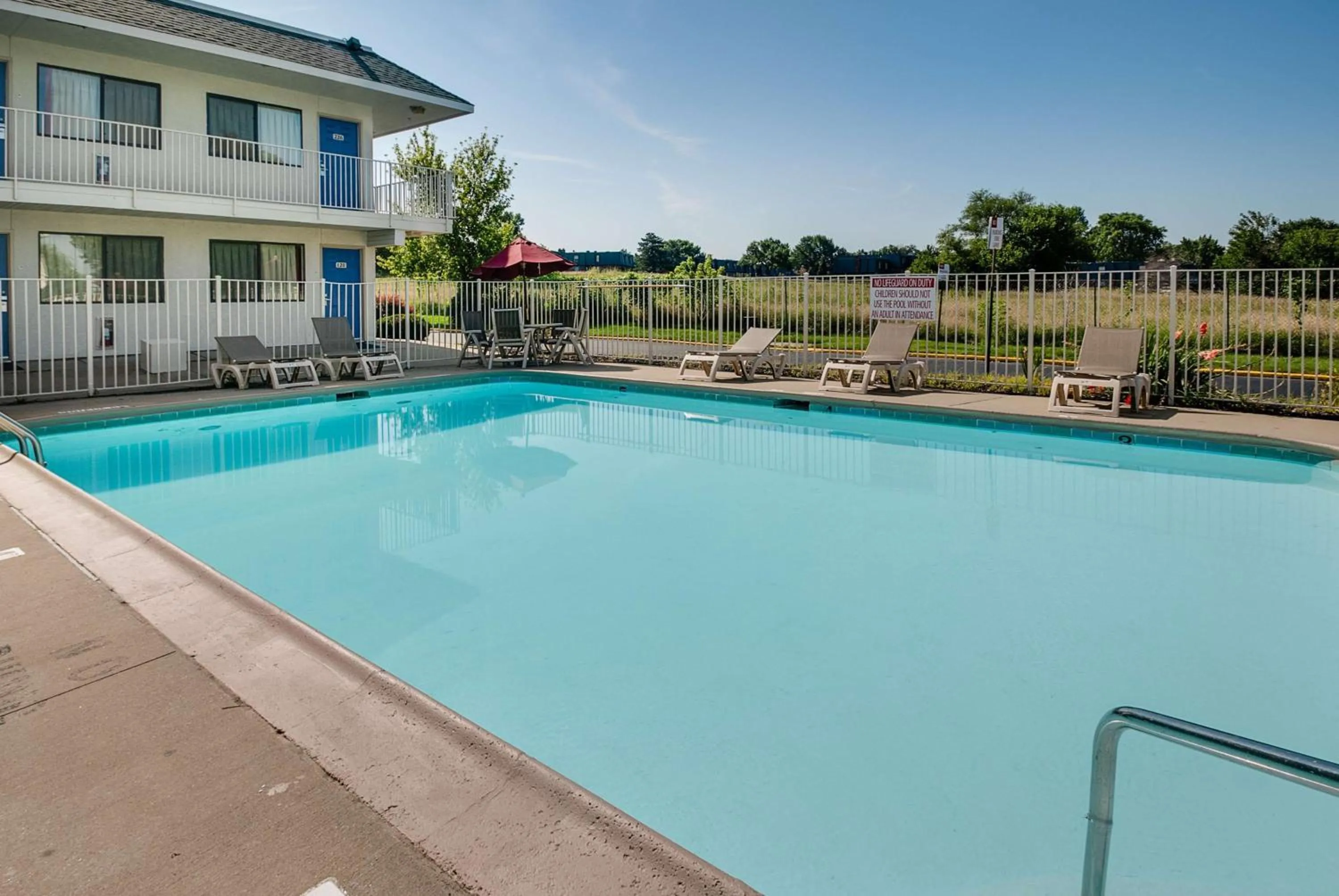 On site in Motel 6-Lenexa, KS - Kansas City Southwest