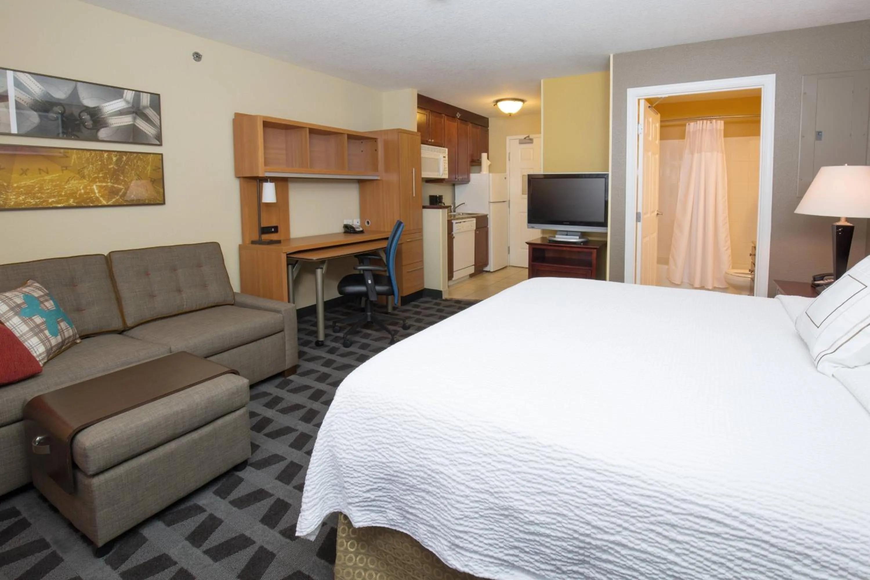 Photo of the whole room, Bed in TownePlace Suites Pocatello