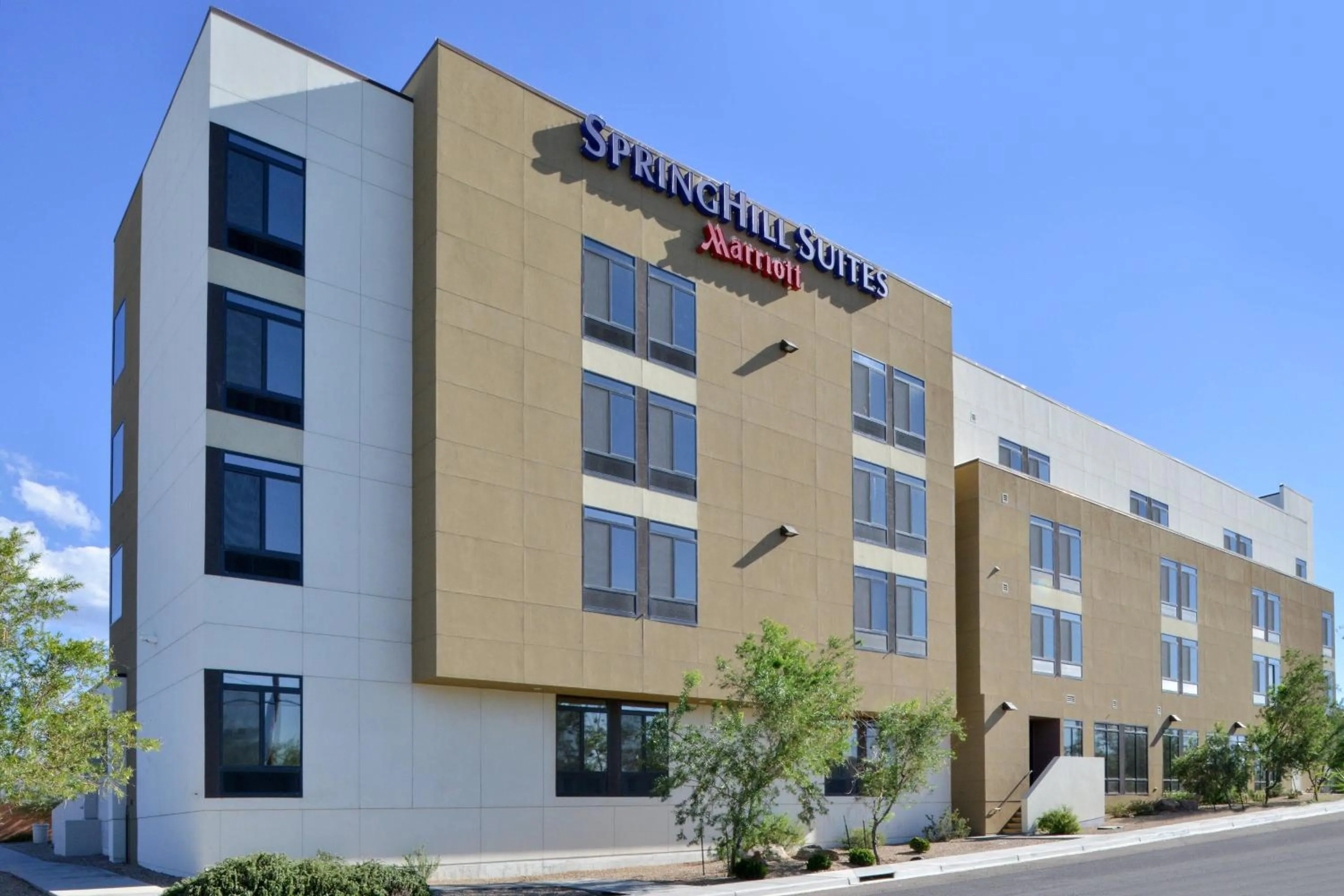 Property building in SpringHill Suites Kingman Route 66
