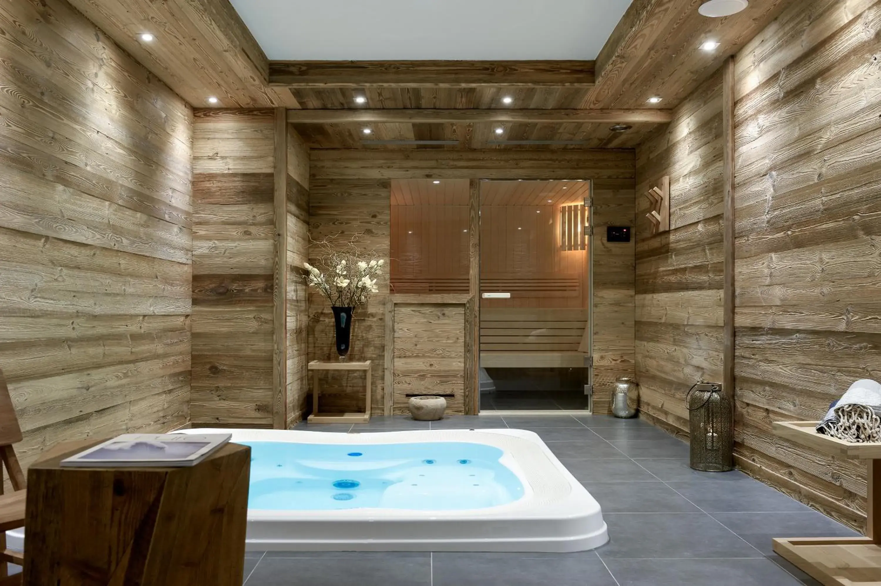 Le C by Alpine Resorts Le C by Alpine Resorts