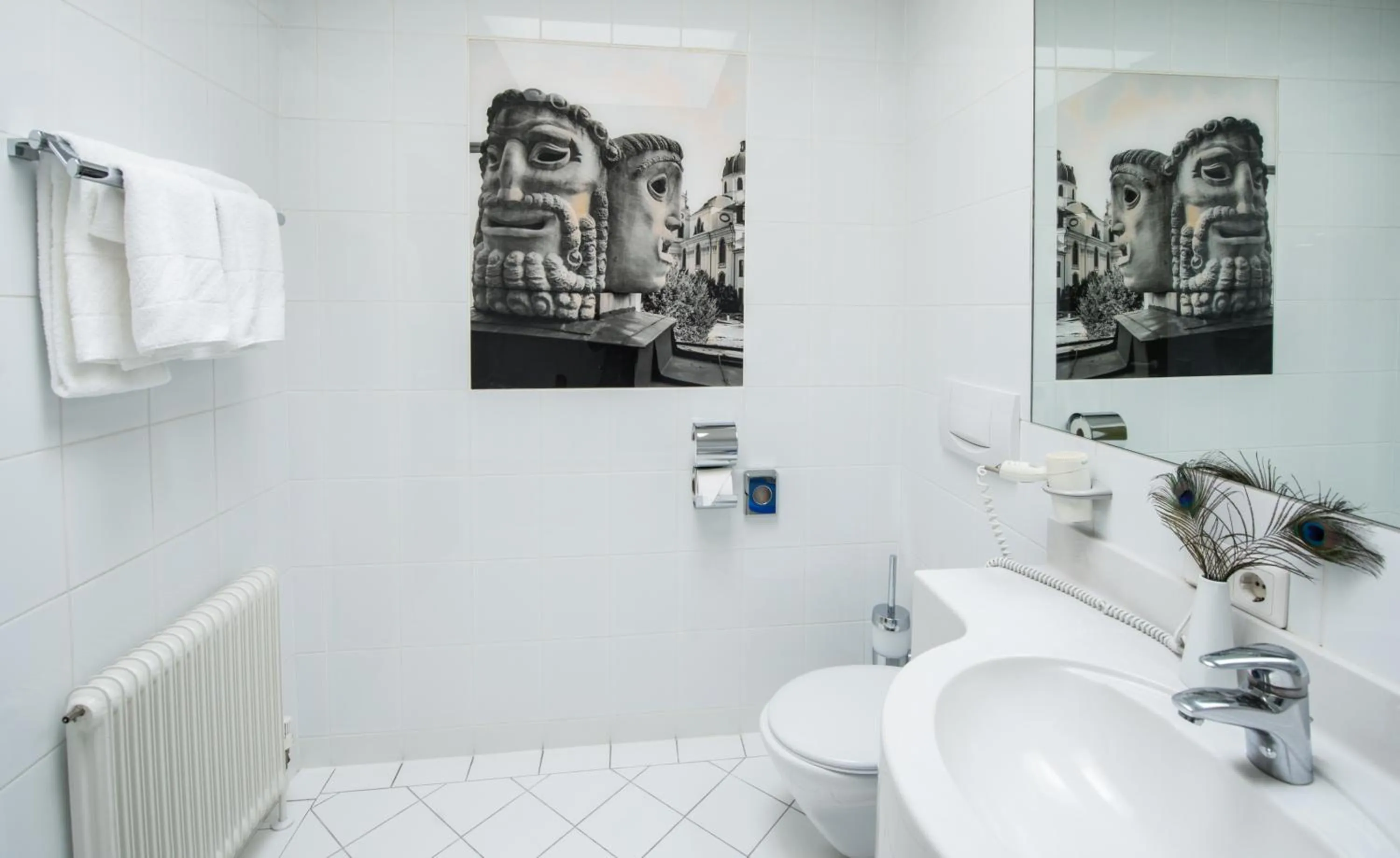 Bathroom in Hotel Neutor Express