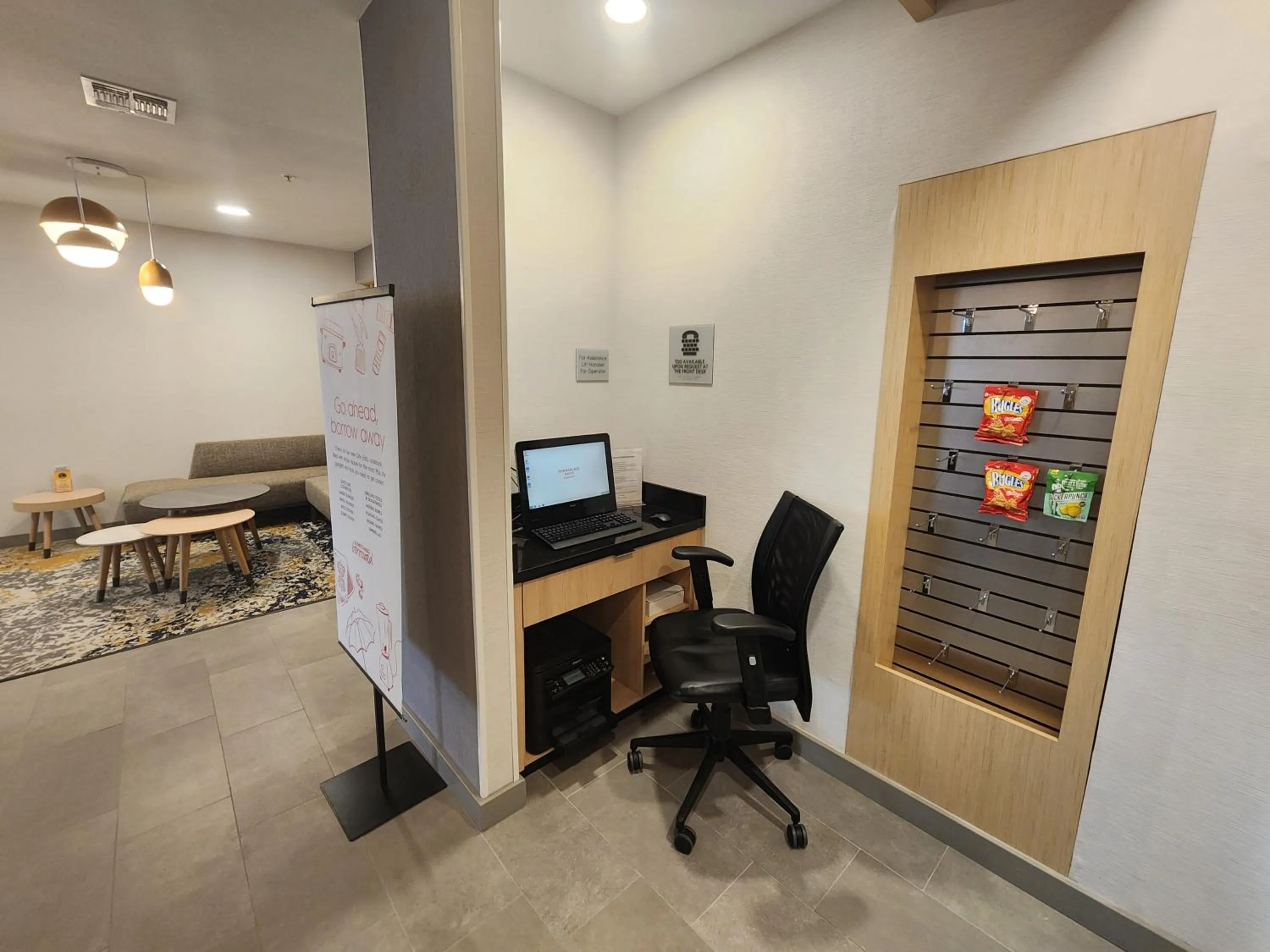 Seating area in TownePlace Suites by Marriott Killeen