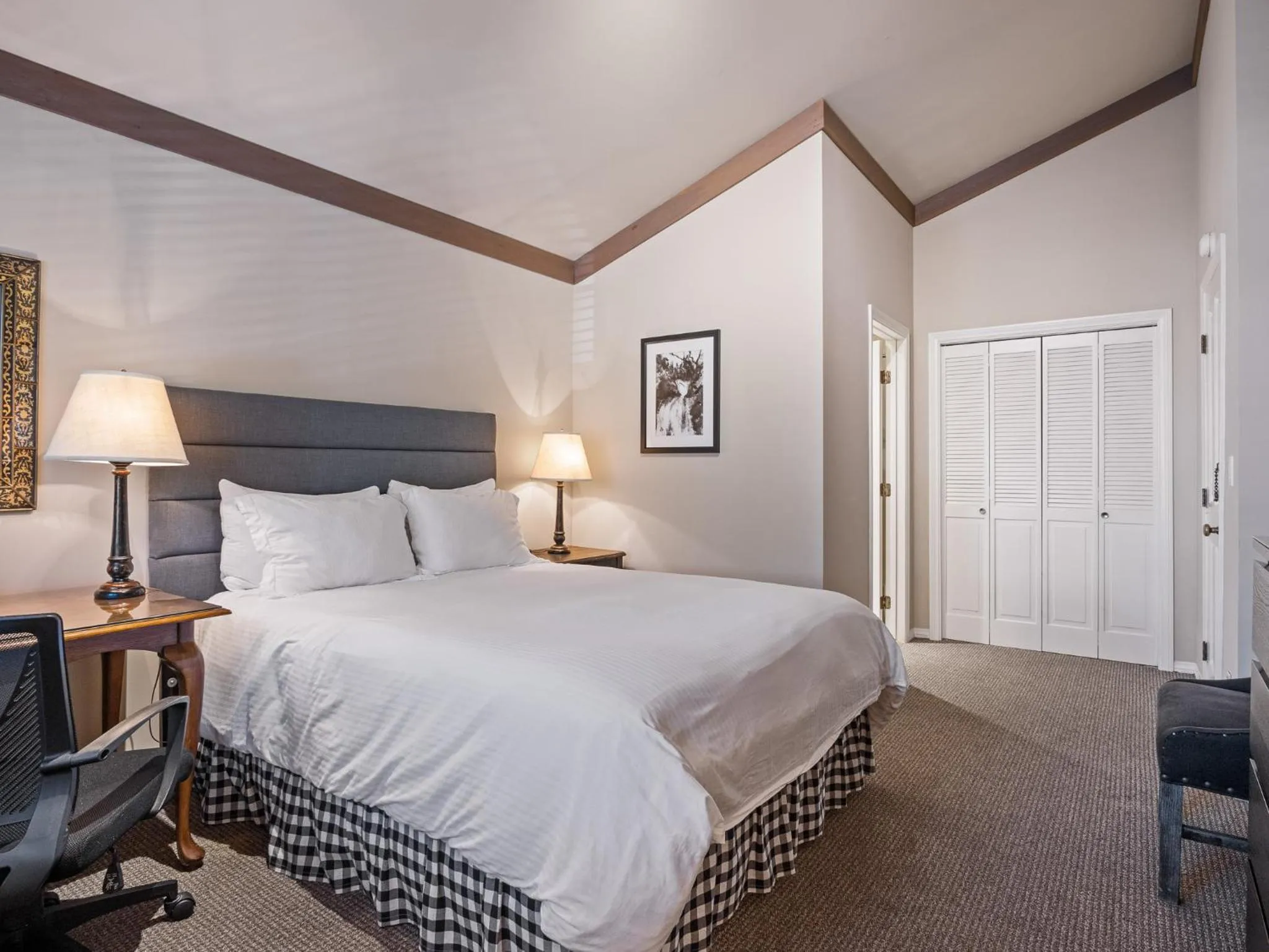 Bed in The Upham Hotel