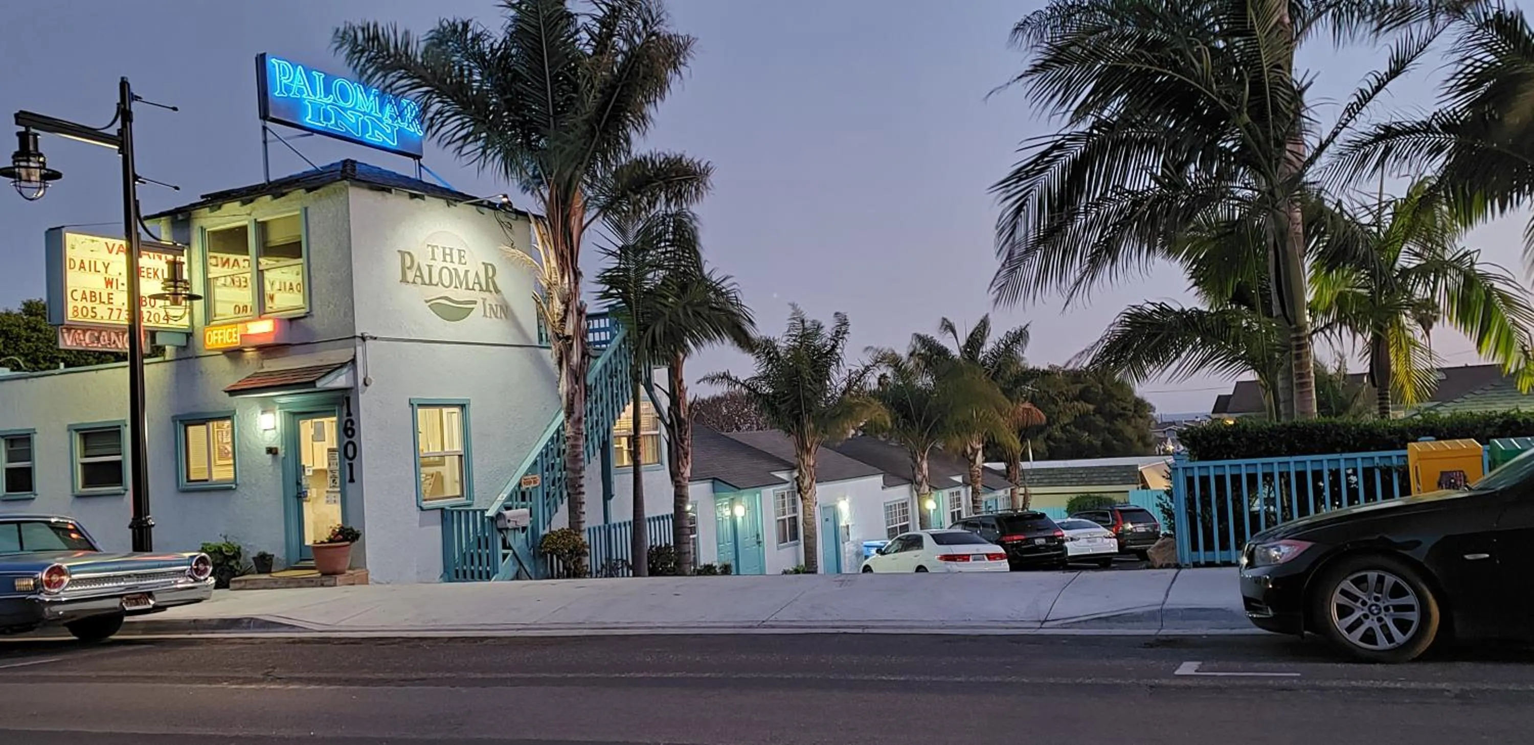 Property building in The Palomar Inn
