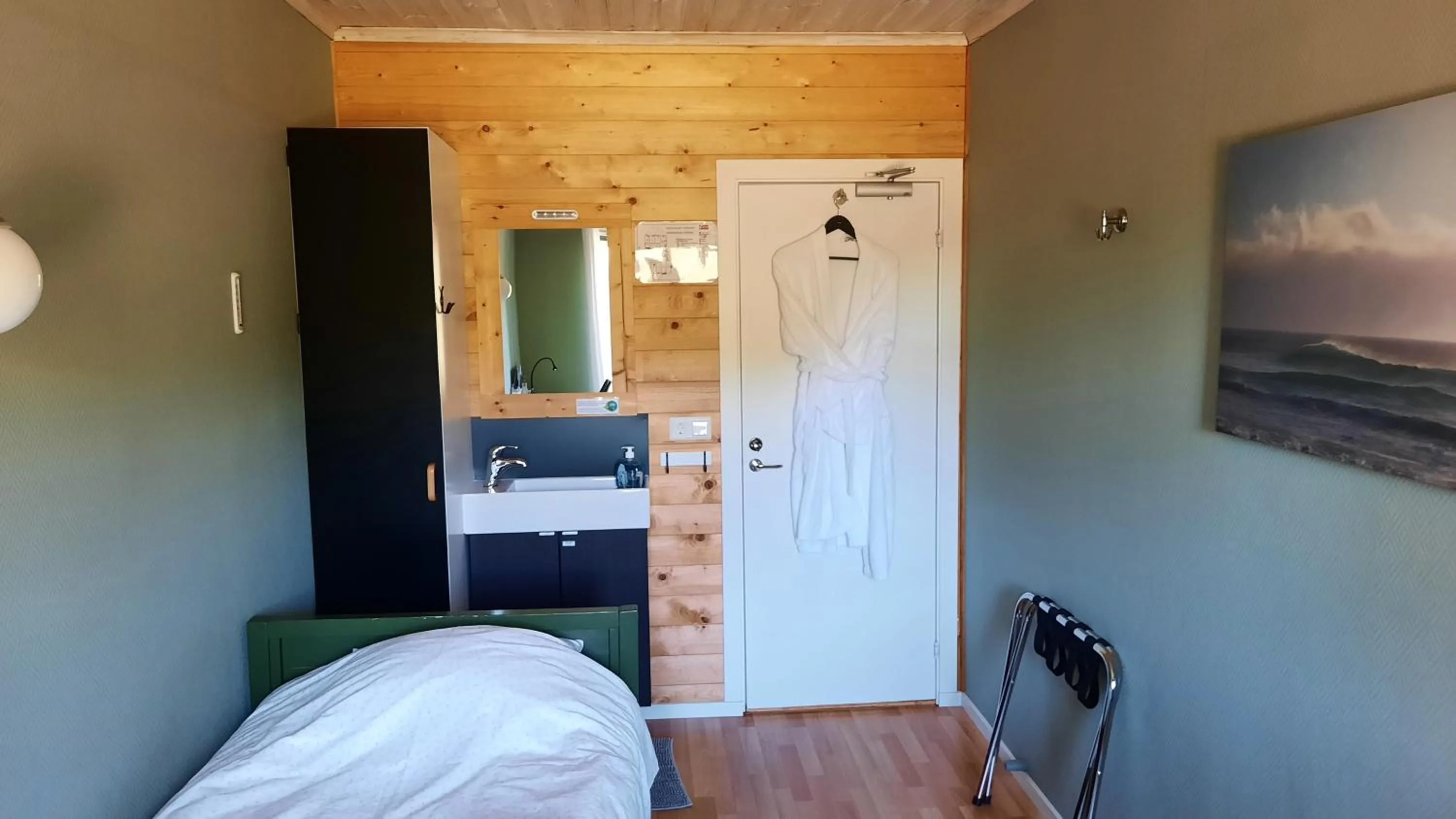 Property building, Bed in Geijersholms Herrgård