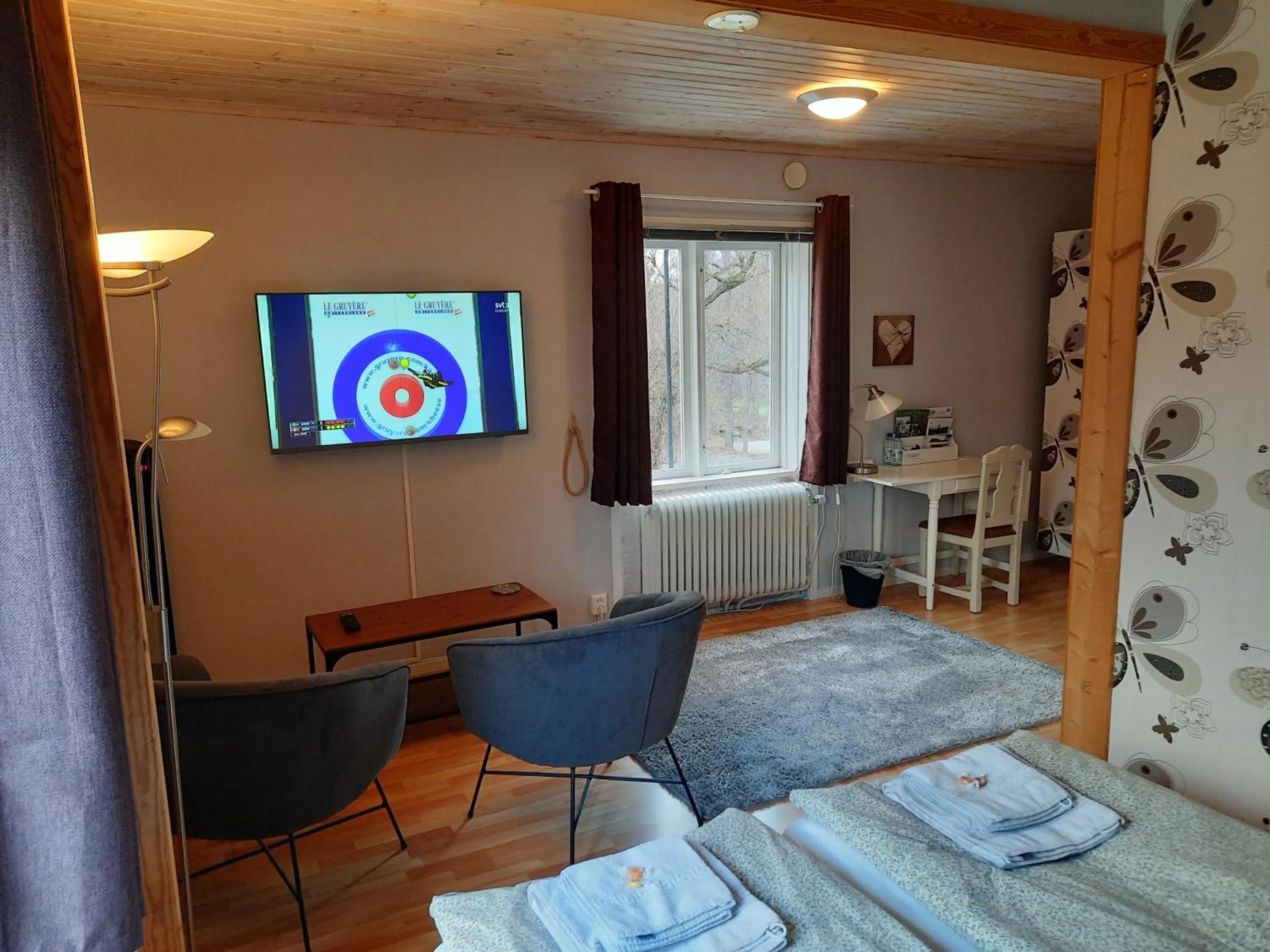 TV and multimedia, Bed in Geijersholms Herrgård