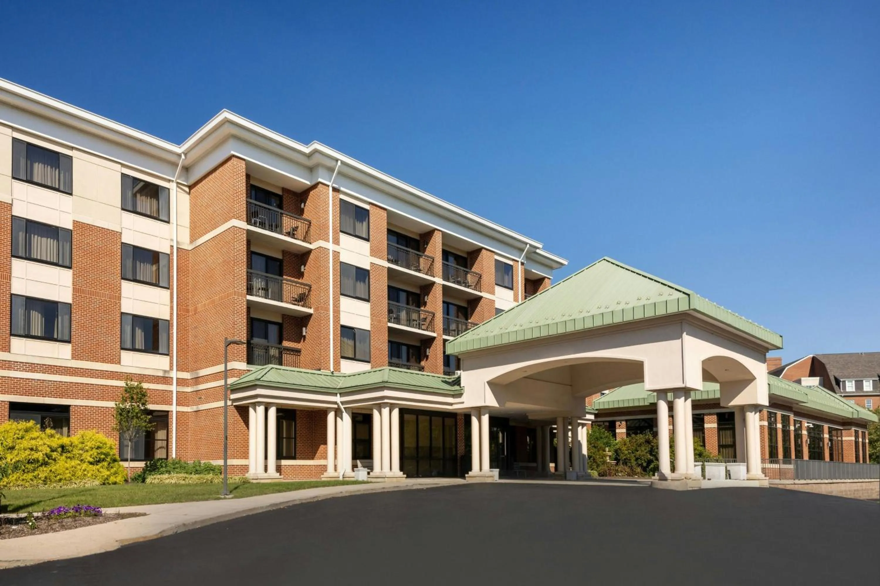Property building in Courtyard by Marriott Newark-University of Delaware
