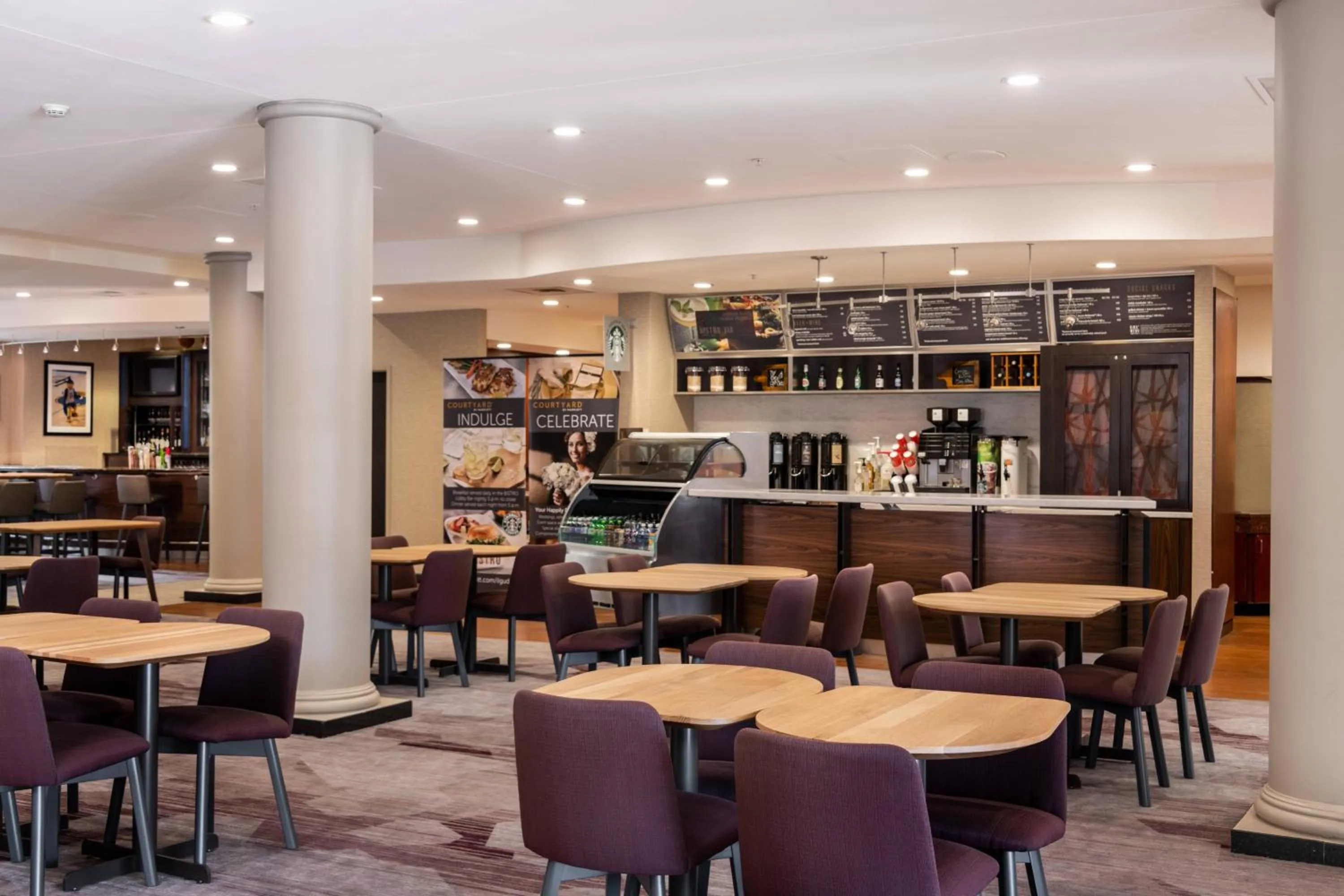 Restaurant/places to eat in Courtyard by Marriott Newark-University of Delaware
