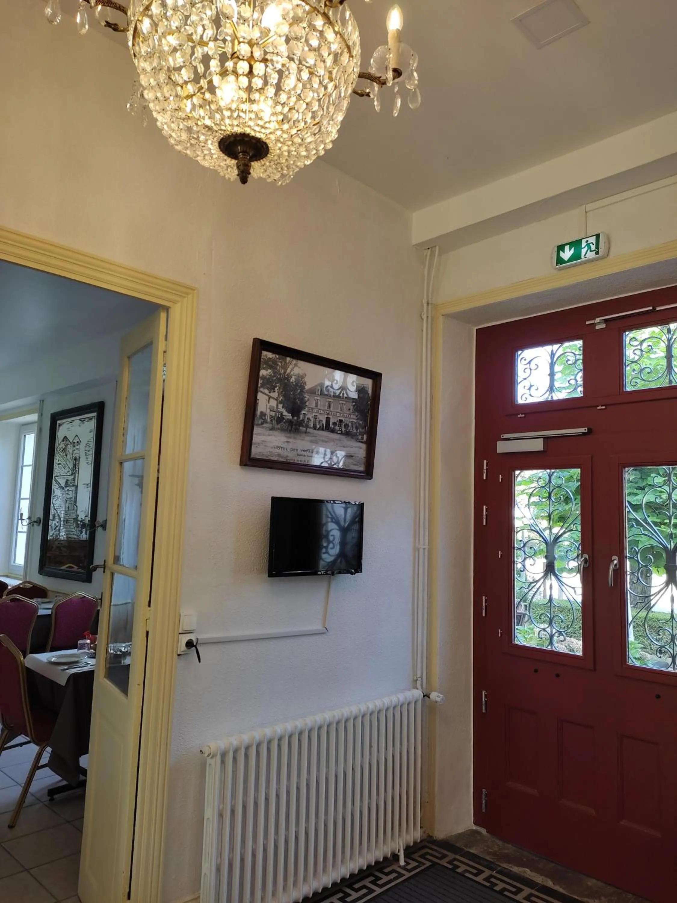 Lobby or reception in Hotel des Voyageurs