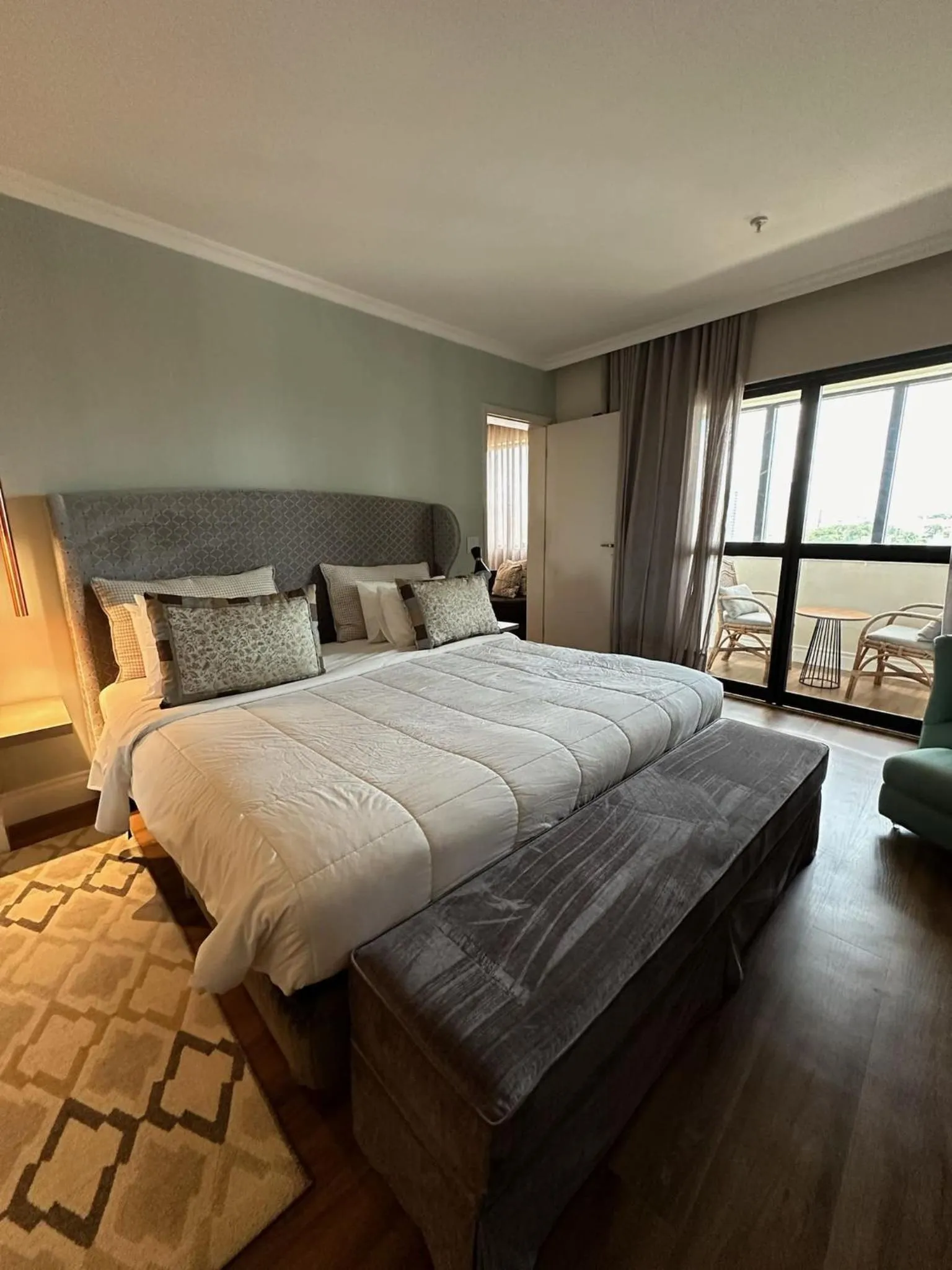 Bed in Hotel Saint Paul