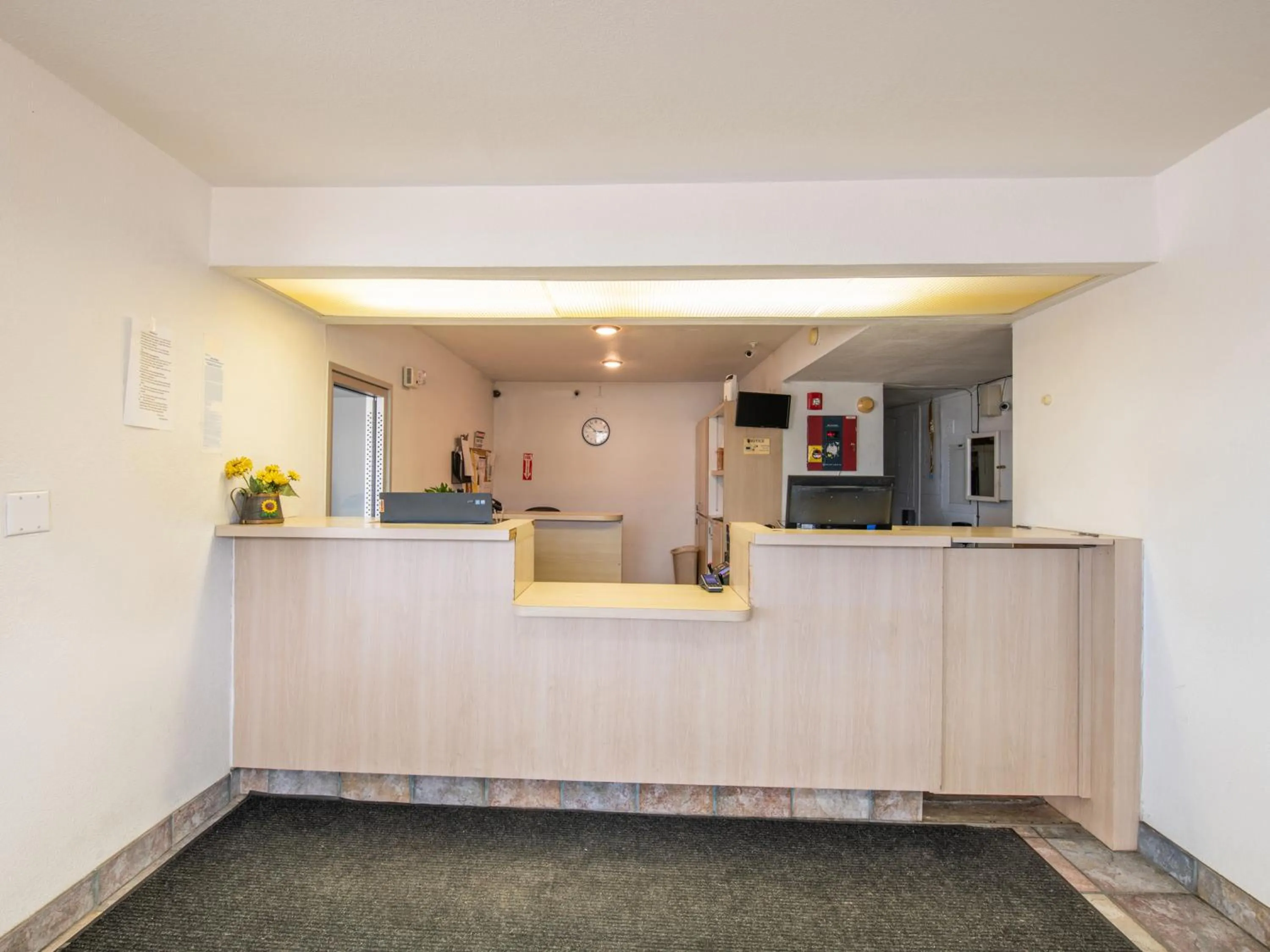 Lobby or reception in Regency Inn Tulsa