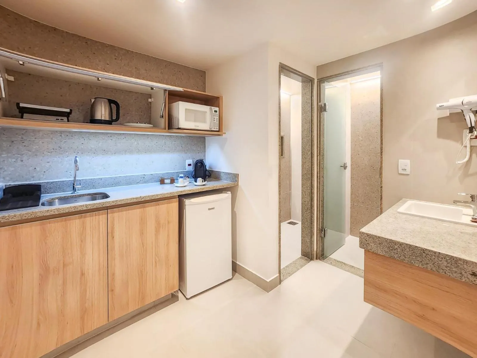 Kitchen or kitchenette in Pousada Blue Marlin