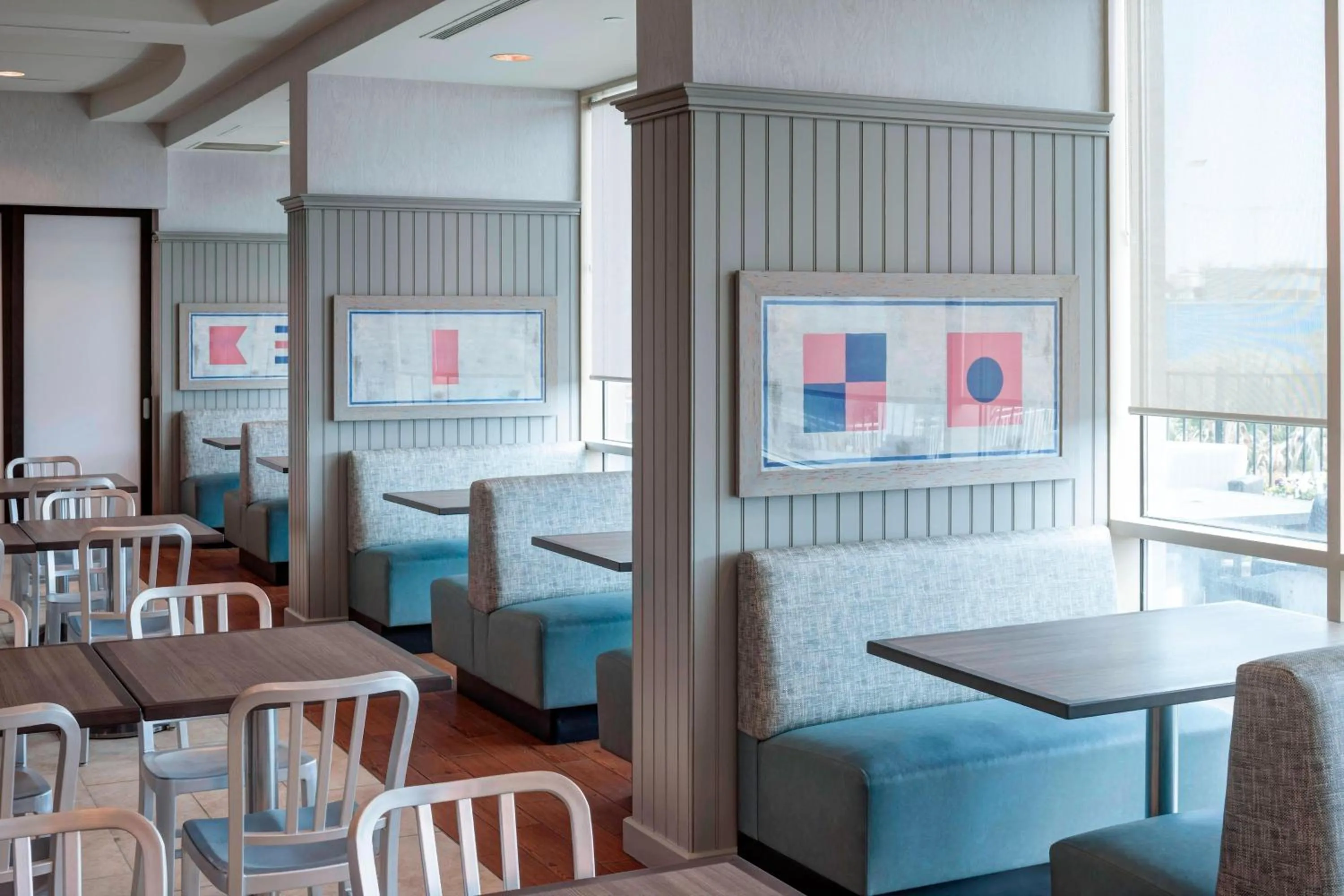 Restaurant/places to eat in Courtyard by Marriott Carolina Beach Oceanfront