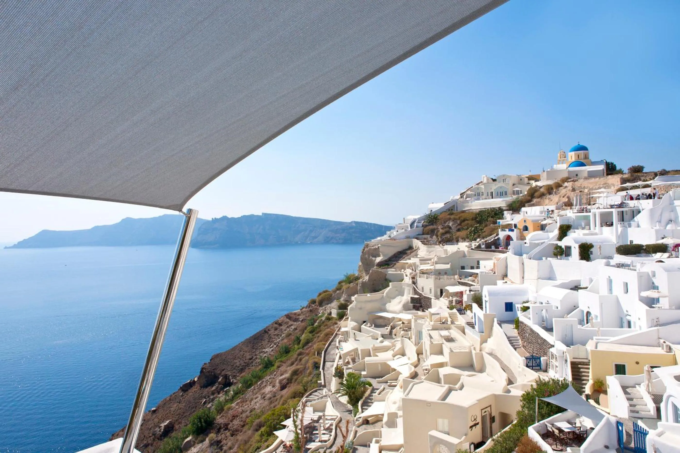 Day in Alexander's Suites