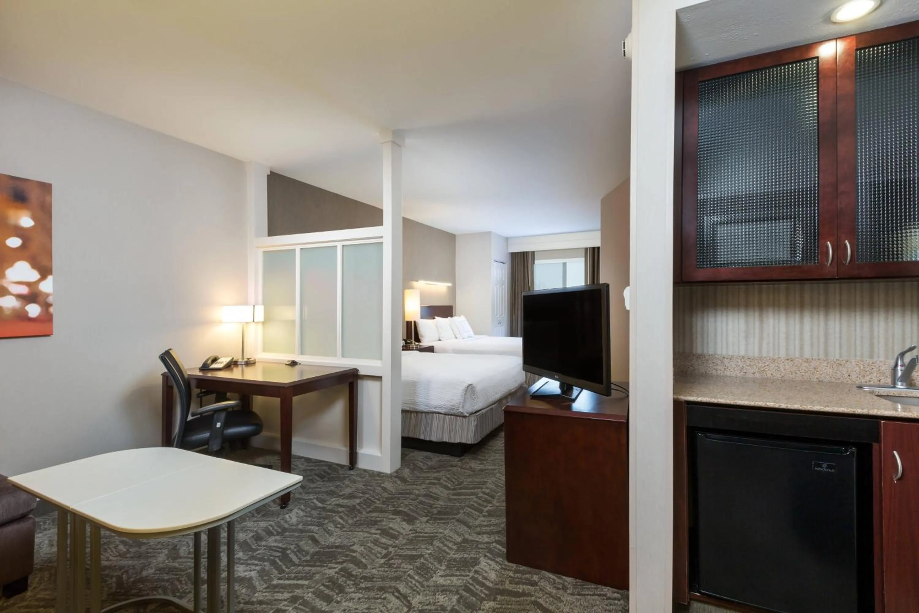 Bedroom, Bed in SpringHill Suites Indianapolis Fishers