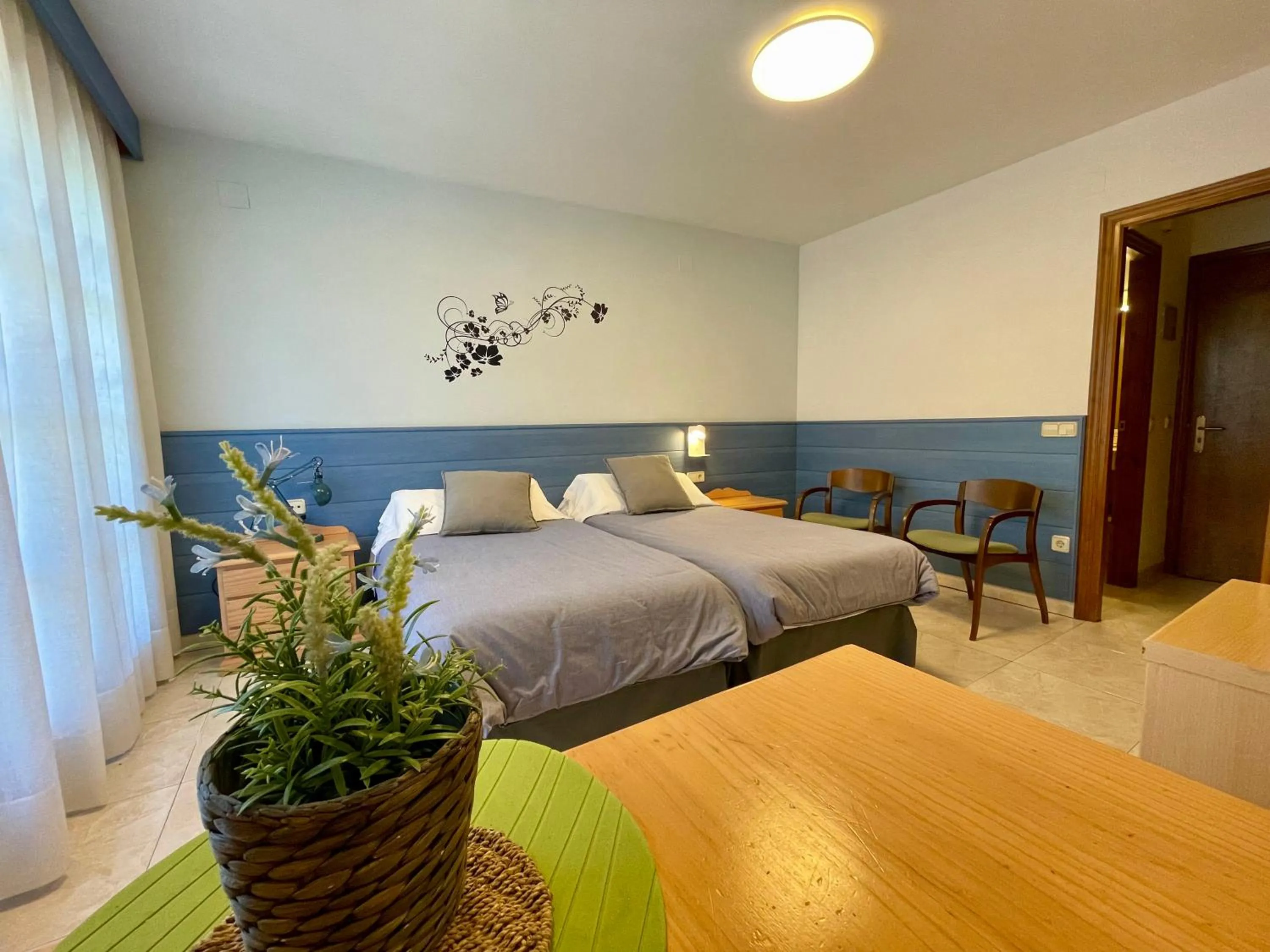 Photo of the whole room, Bed in Aparthotel les Corts