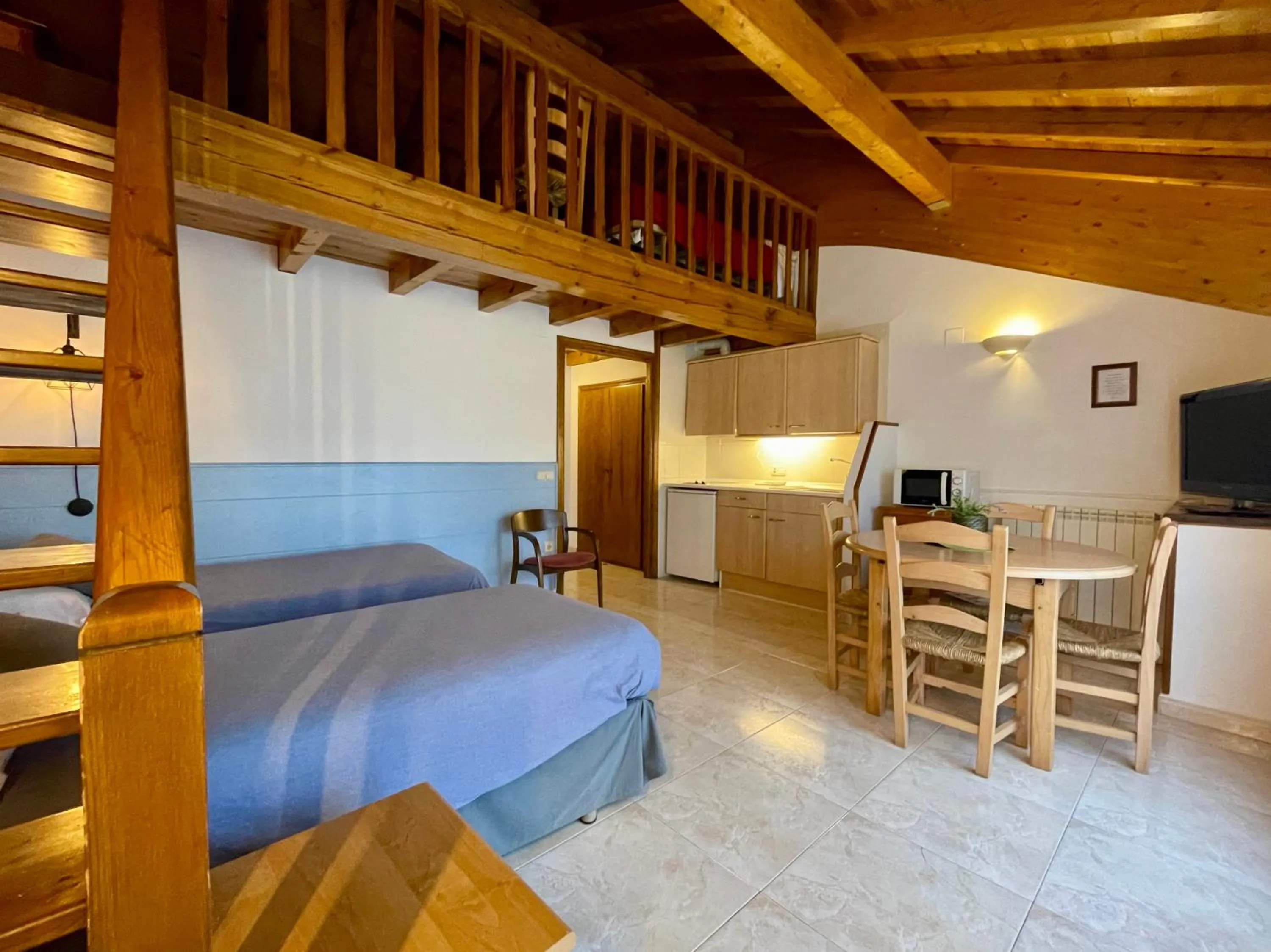 Bedroom, Bed in Aparthotel les Corts