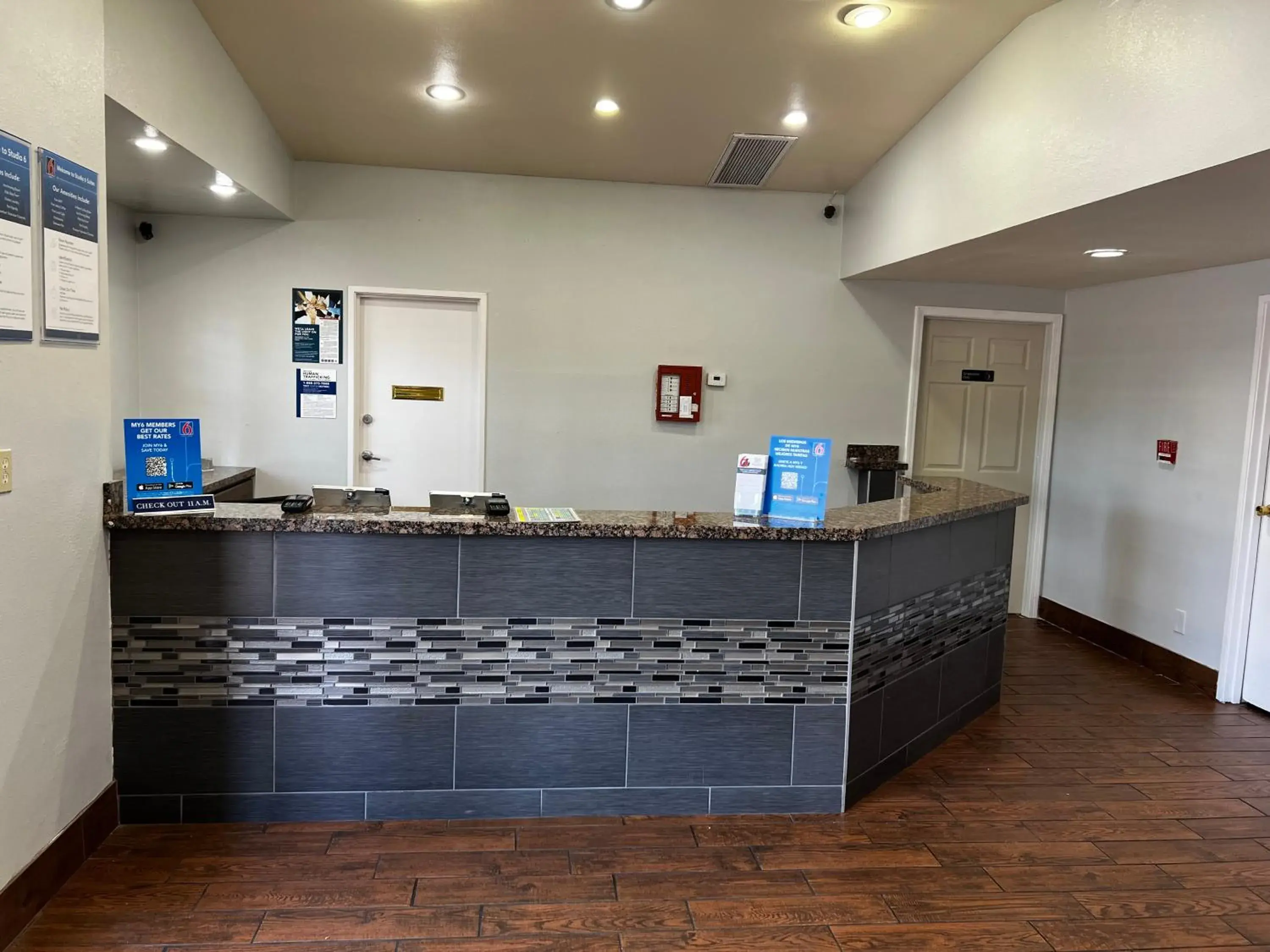 Lobby or reception, Lobby/Reception in Studio 6 Flagstaff AZ