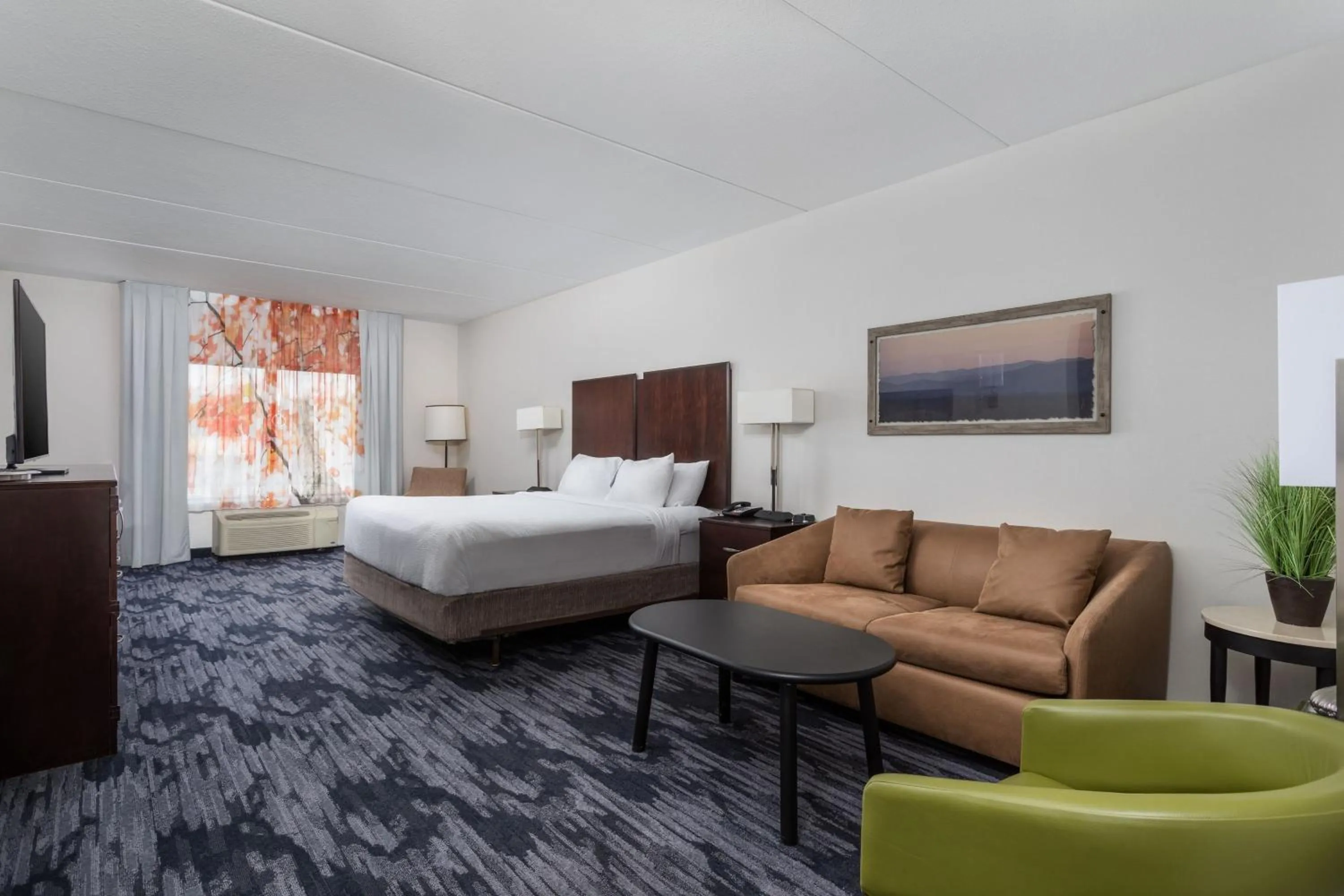 Photo of the whole room, Bed in Fairfield Inn Suites Elkin Jonesville