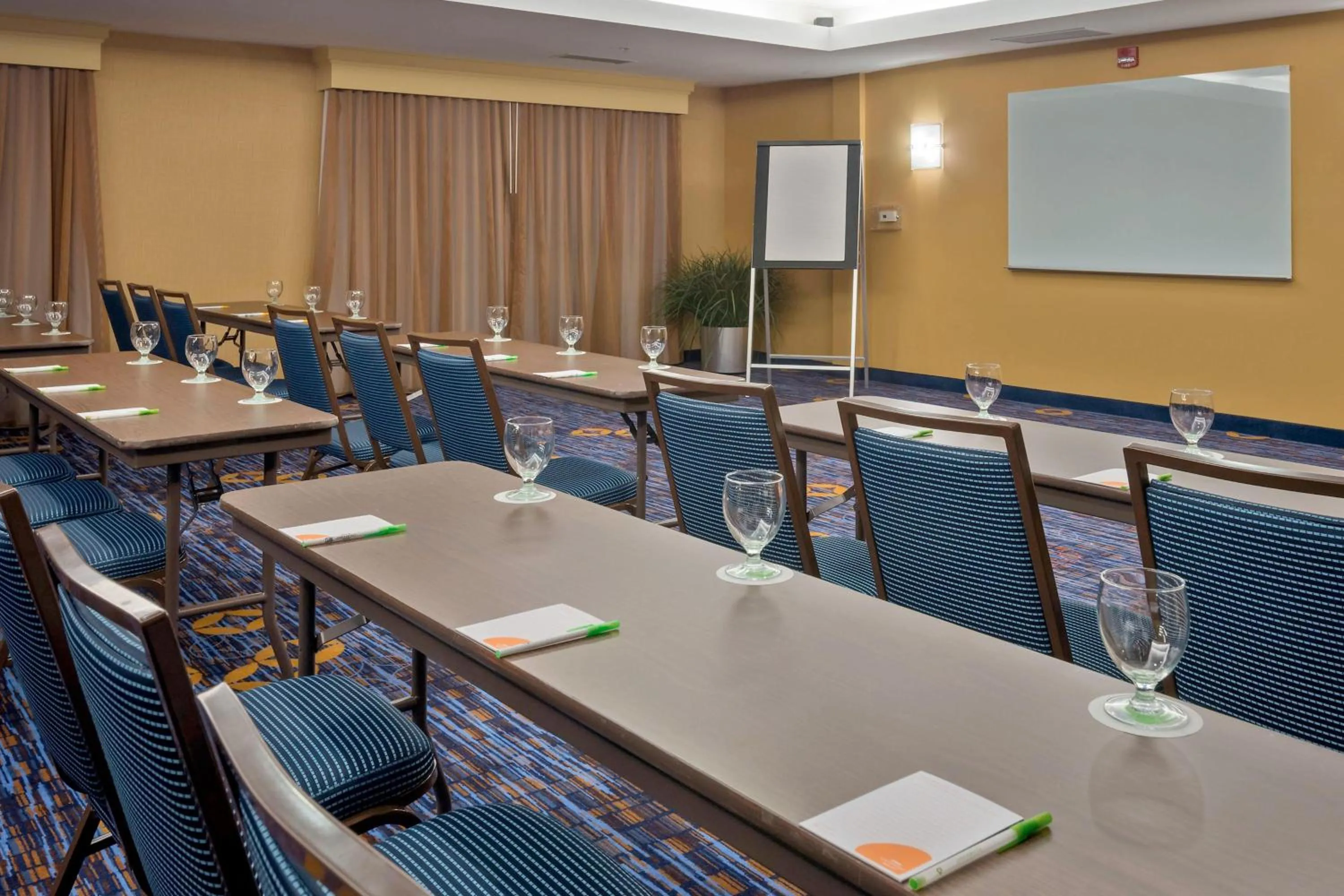 Meeting/conference room in Courtyard Winston-Salem Hanes Mall