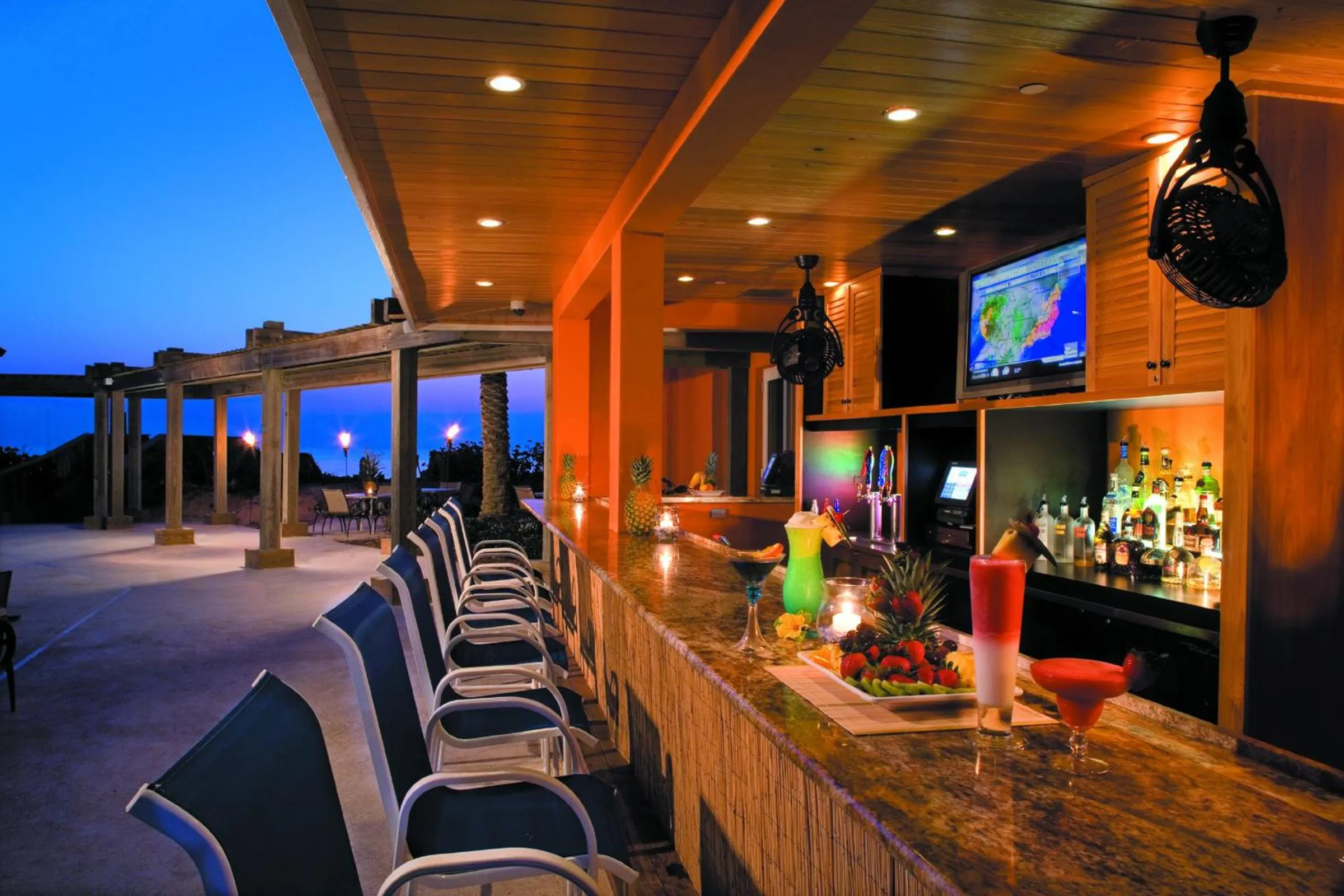 Restaurant/places to eat in The Lucie