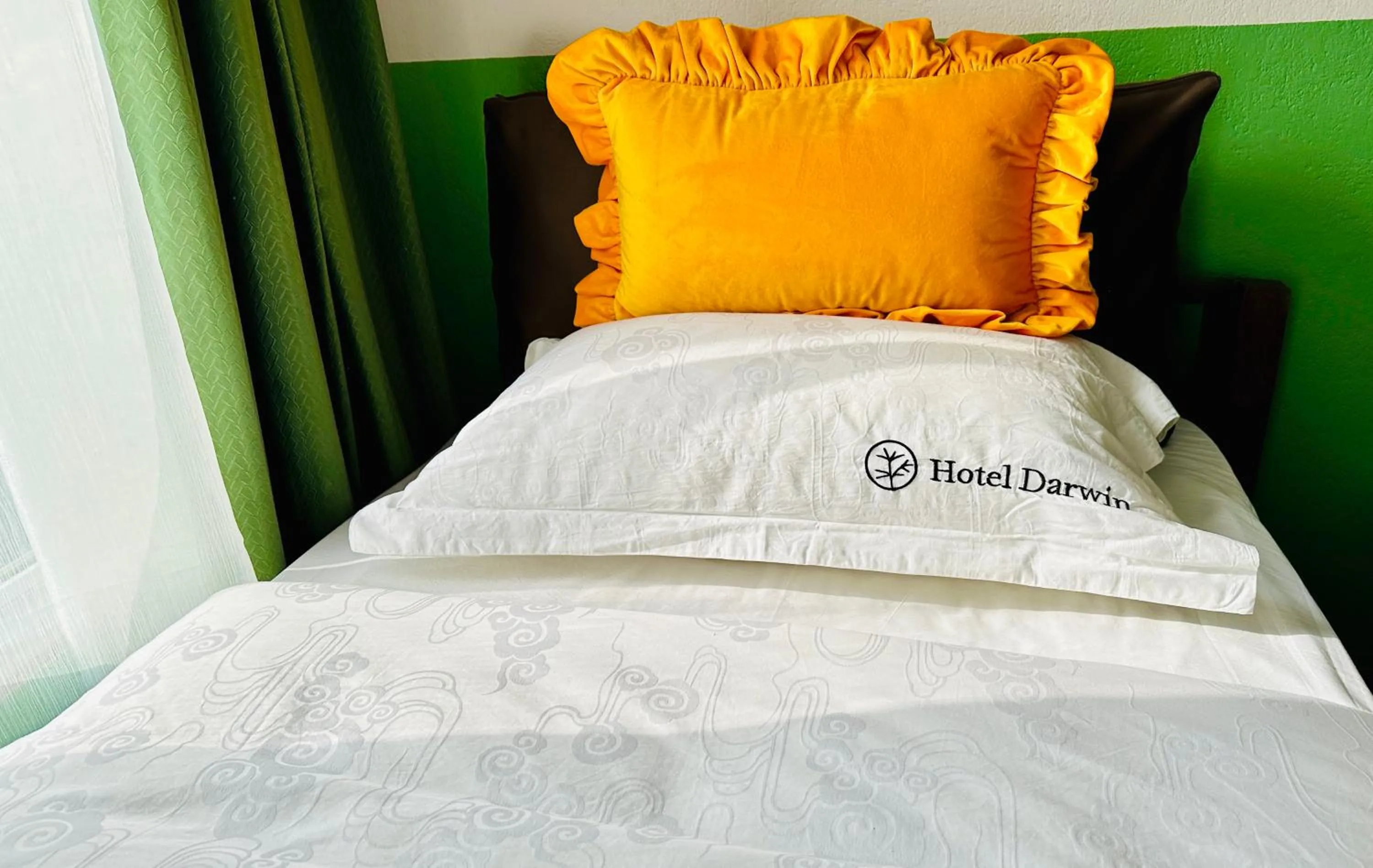 Bed in Hotel Darwin