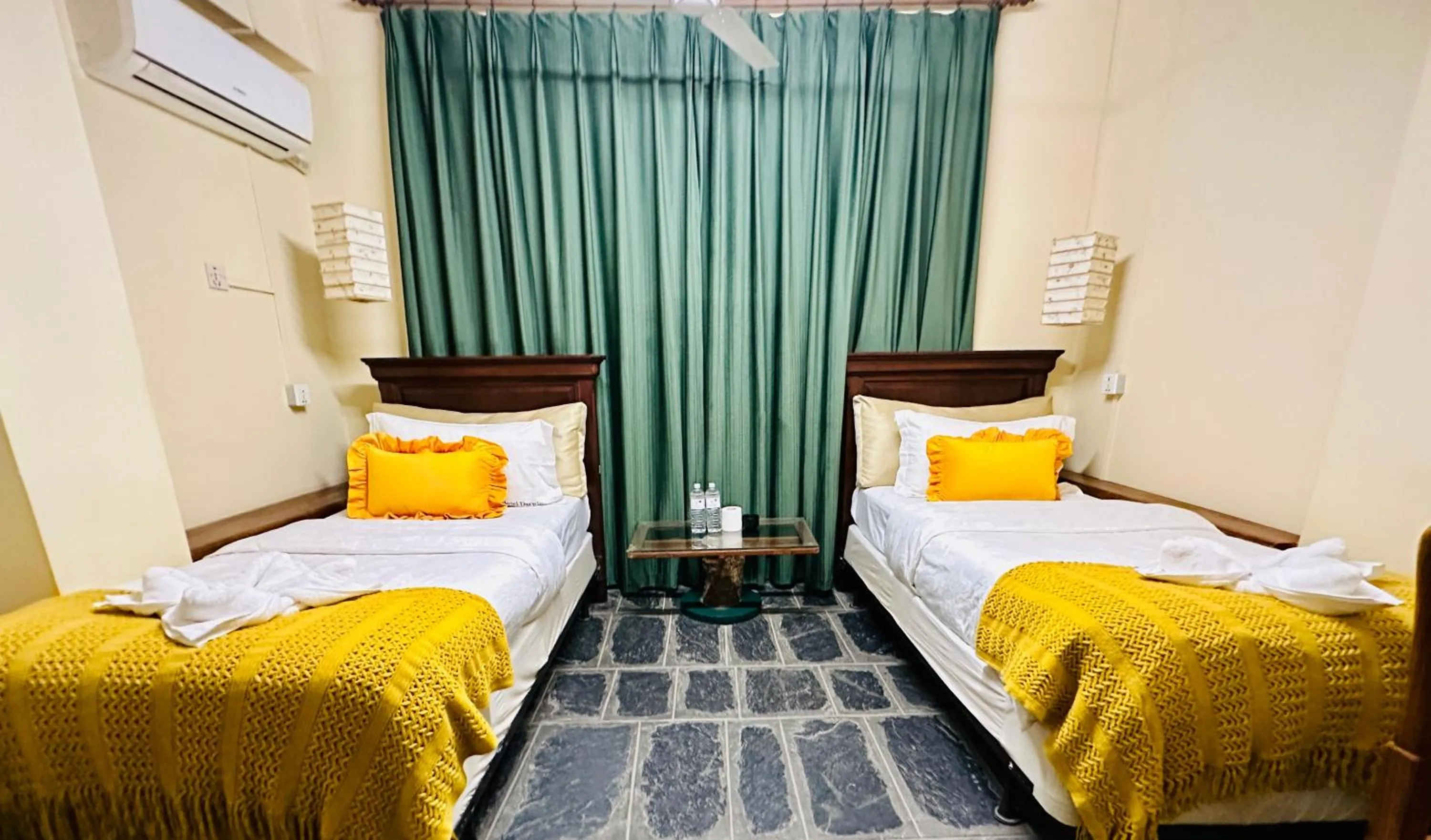 Standard Twin Room in Hotel Darwin