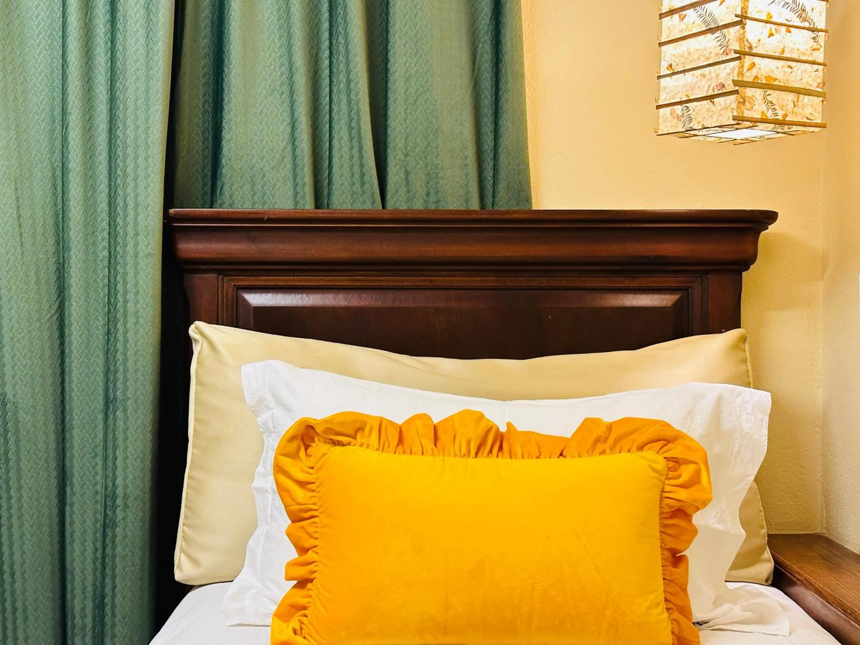 Bed in Hotel Darwin
