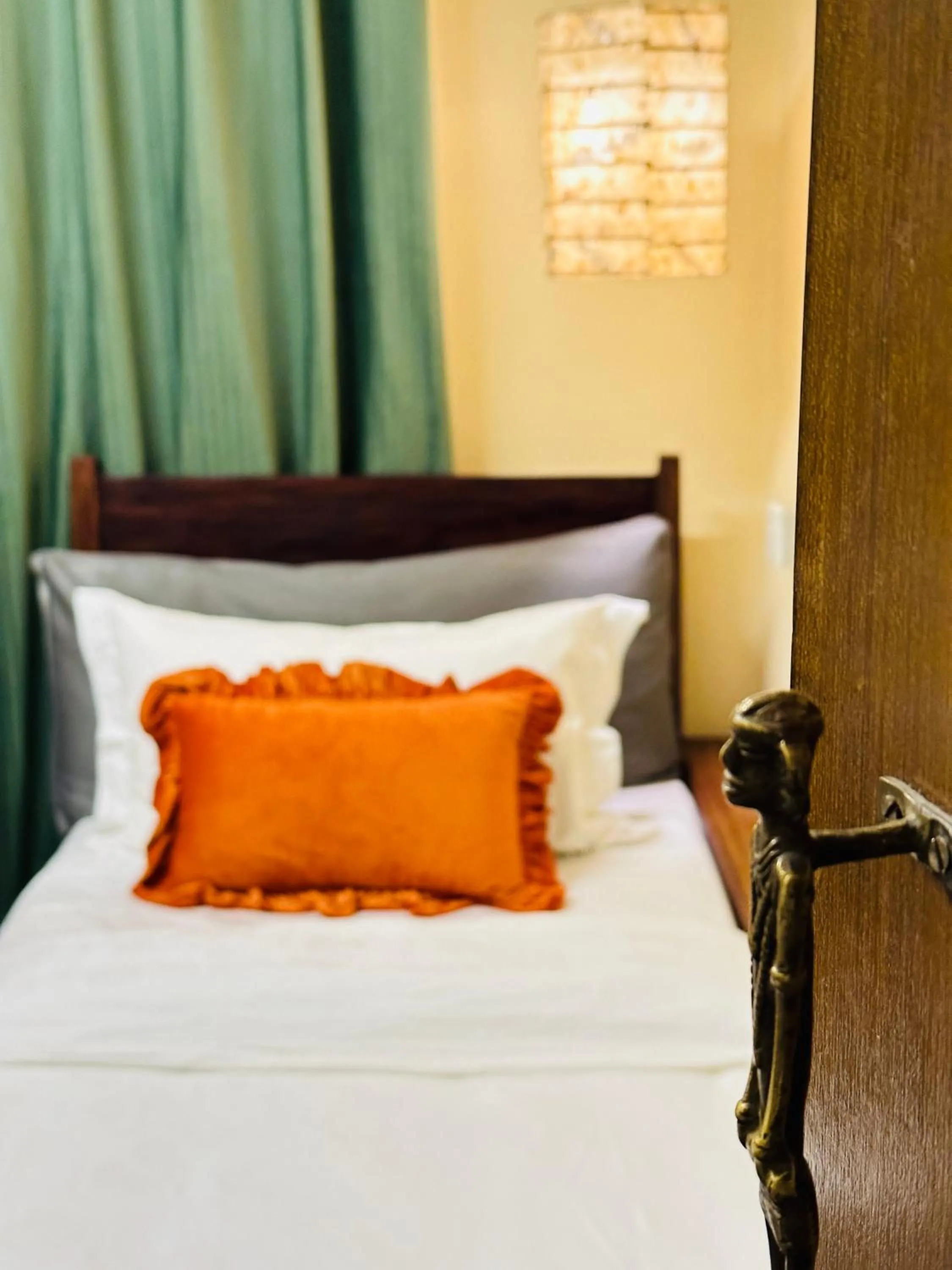 Bed in Hotel Darwin